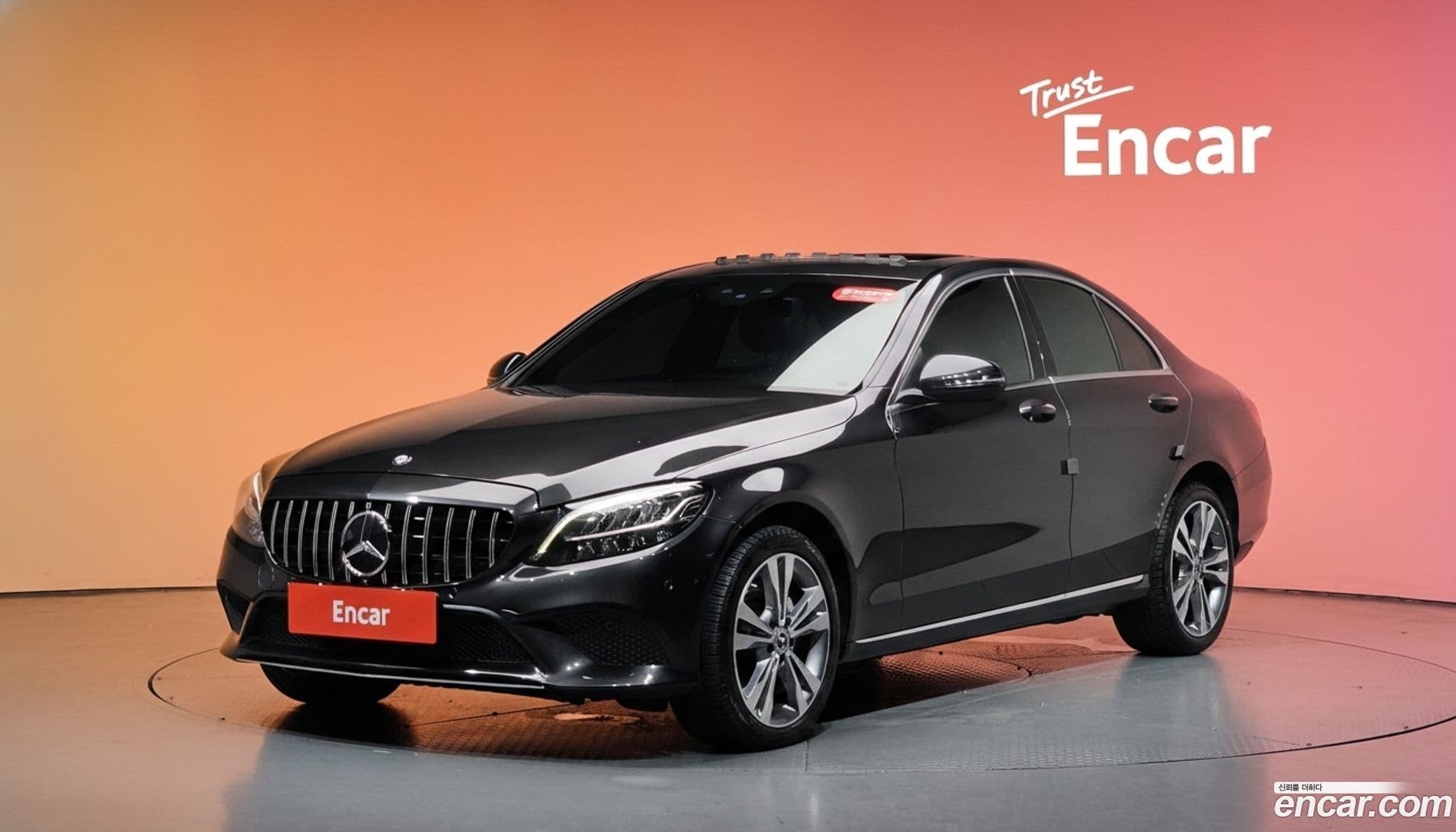 Main__Slider__Photo:C-Class Mercedes-Benz 2020.11-0
