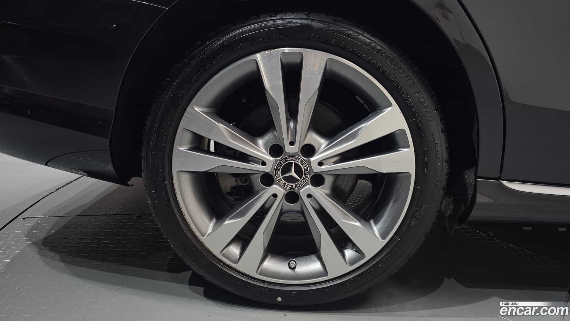 C-Class Mercedes-Benz 2020.11-OUTER-031