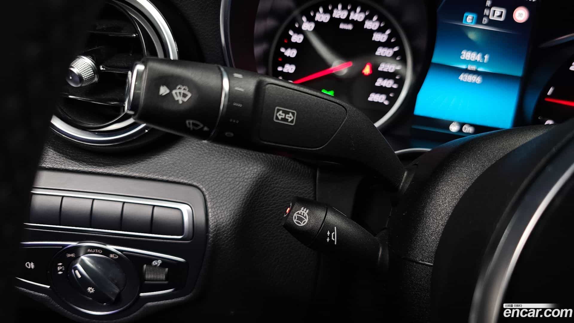 C-Class Mercedes-Benz 2020.11-OPTION-040