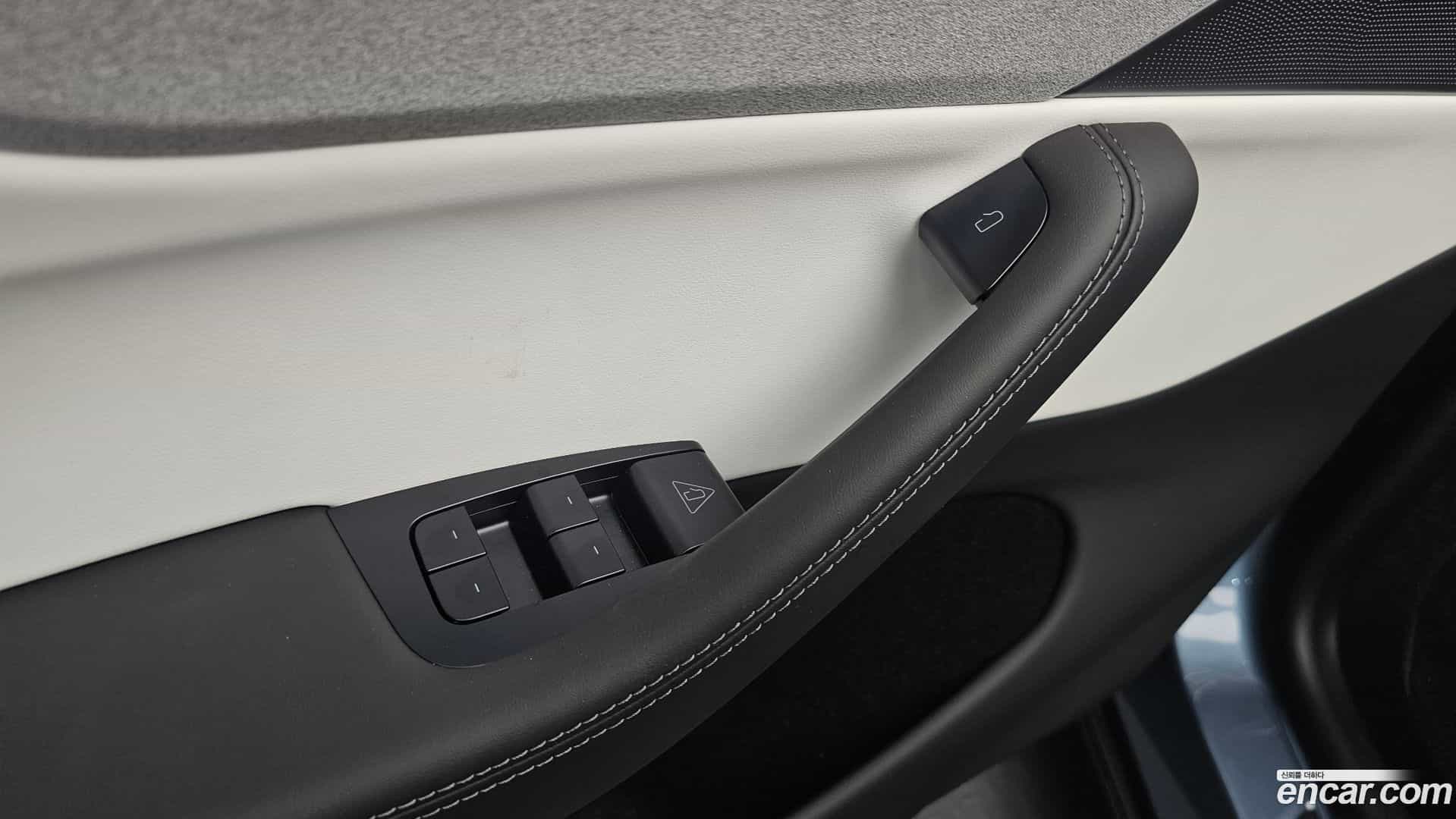 Model Y Tesla 2026.2-OPTION-043