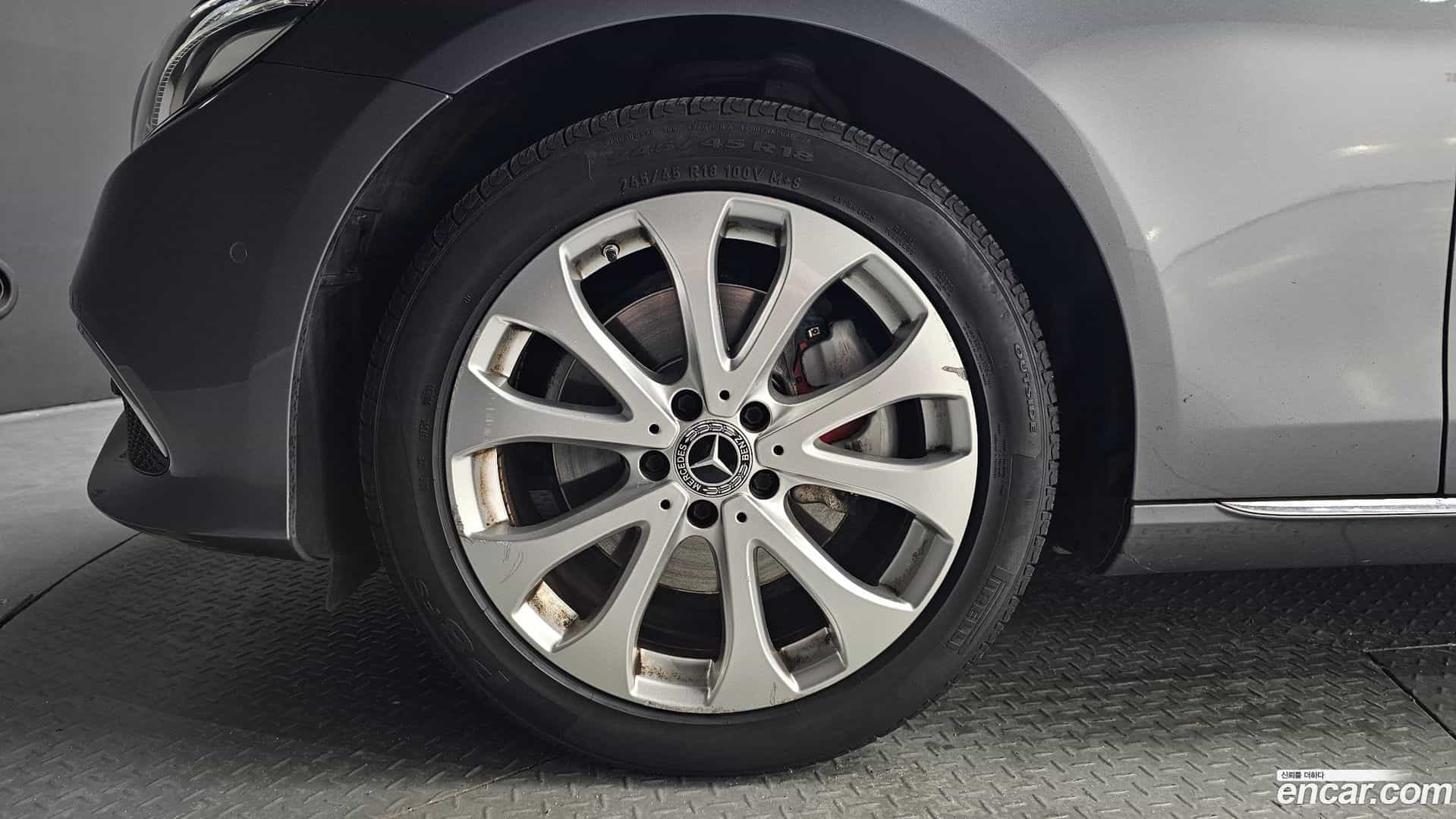 E-Class Mercedes-Benz 2019.7-OUTER-005