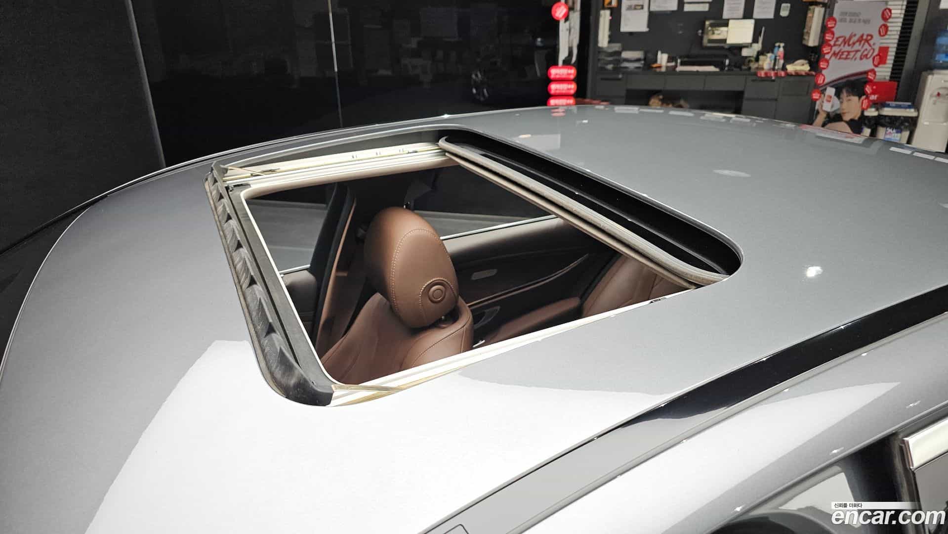 E-Class Mercedes-Benz 2019.7-OPTION-023