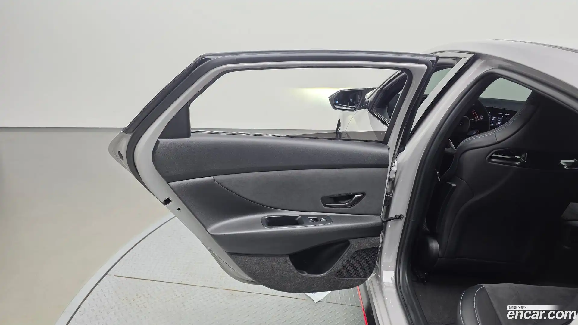 AVANTE Hyundai 2021.9-INNER-035