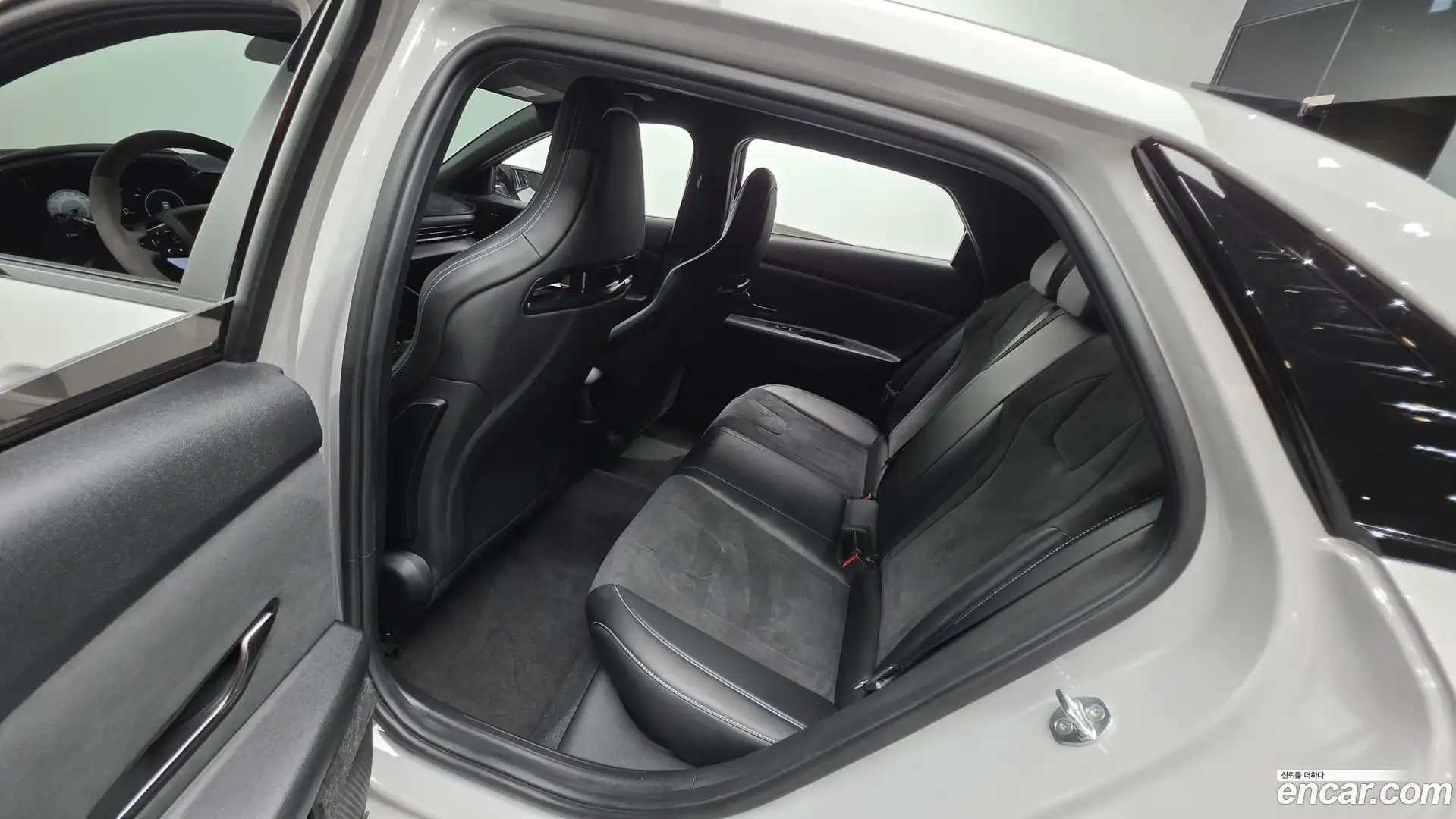 AVANTE Hyundai 2021.9-INNER-036