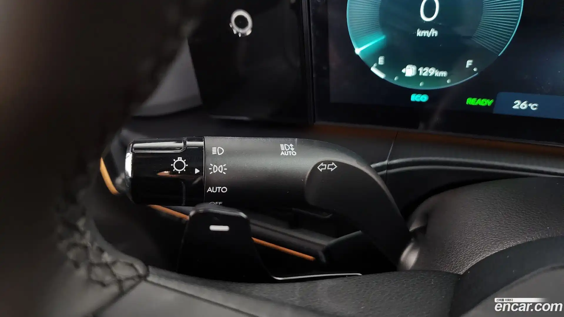 Santafe Hyundai 2024.1-OPTION-046