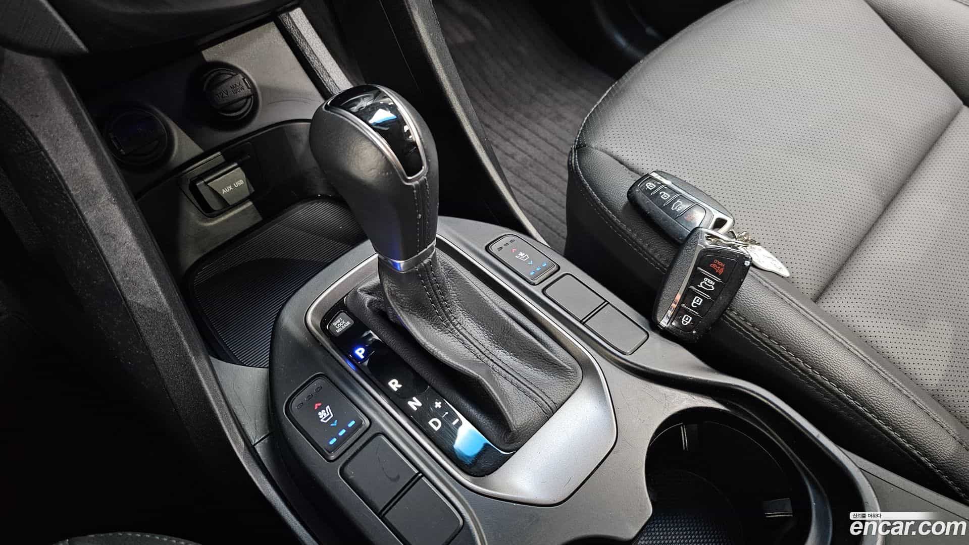 Santafe Hyundai 2015.3-INNER-009