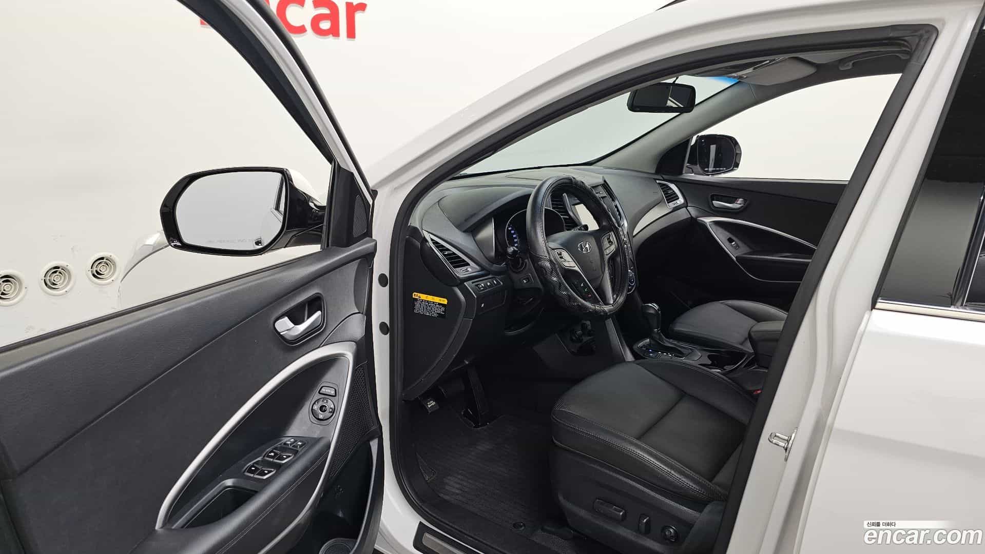 Santafe Hyundai 2015.3-INNER-010