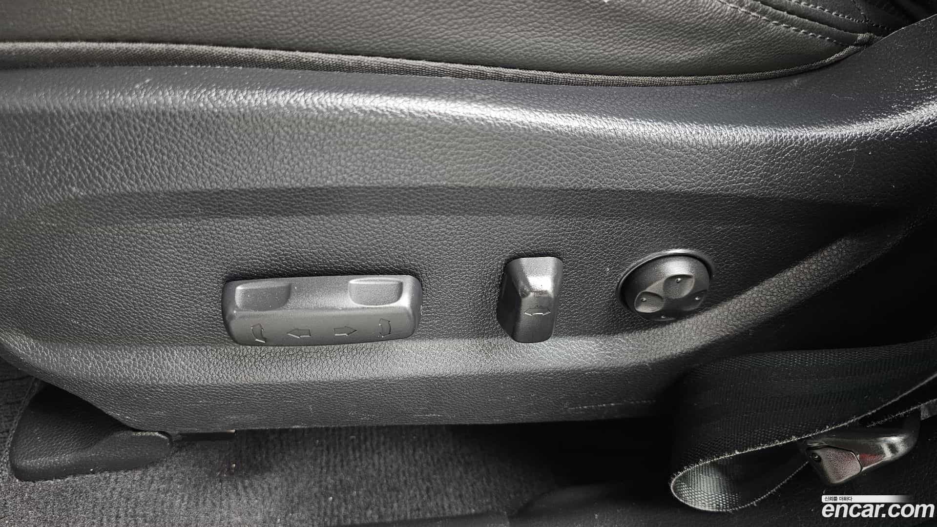 Santafe Hyundai 2015.3-OPTION-041