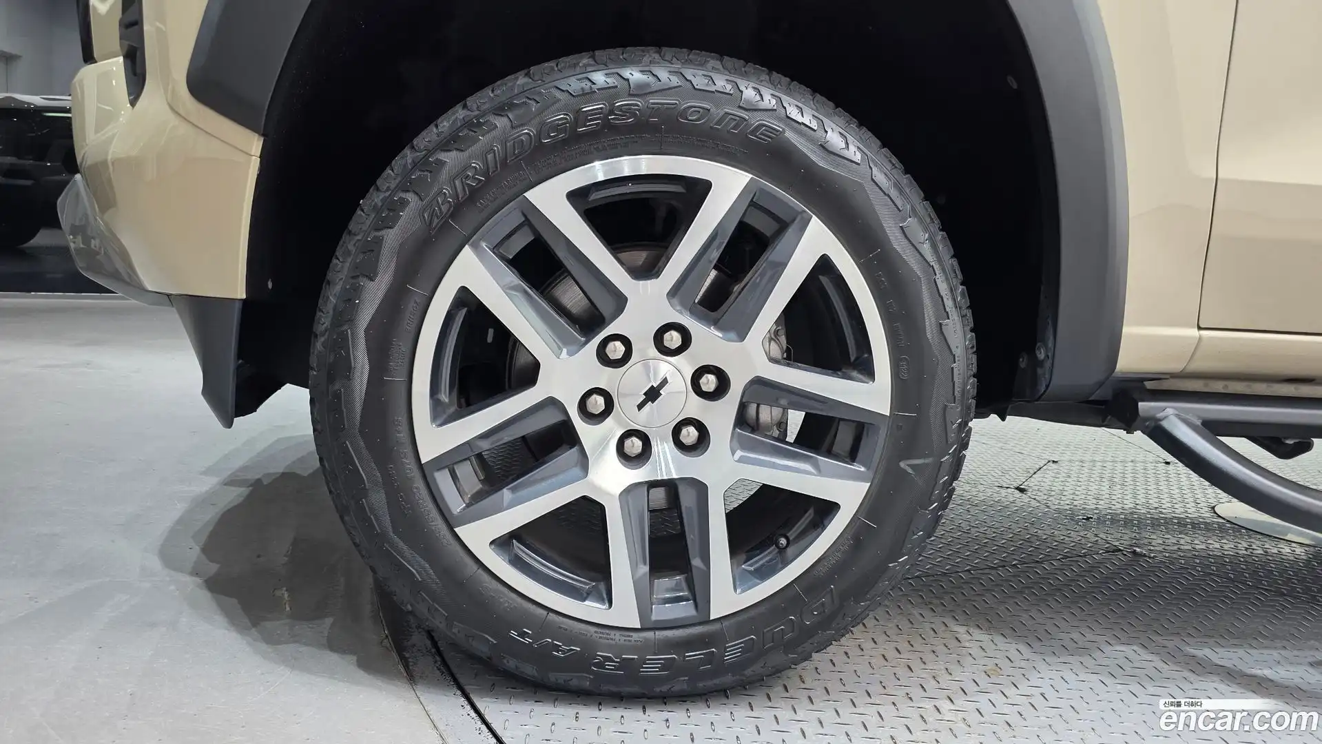 Colorado Chevrolet 2023.11-OUTER-005