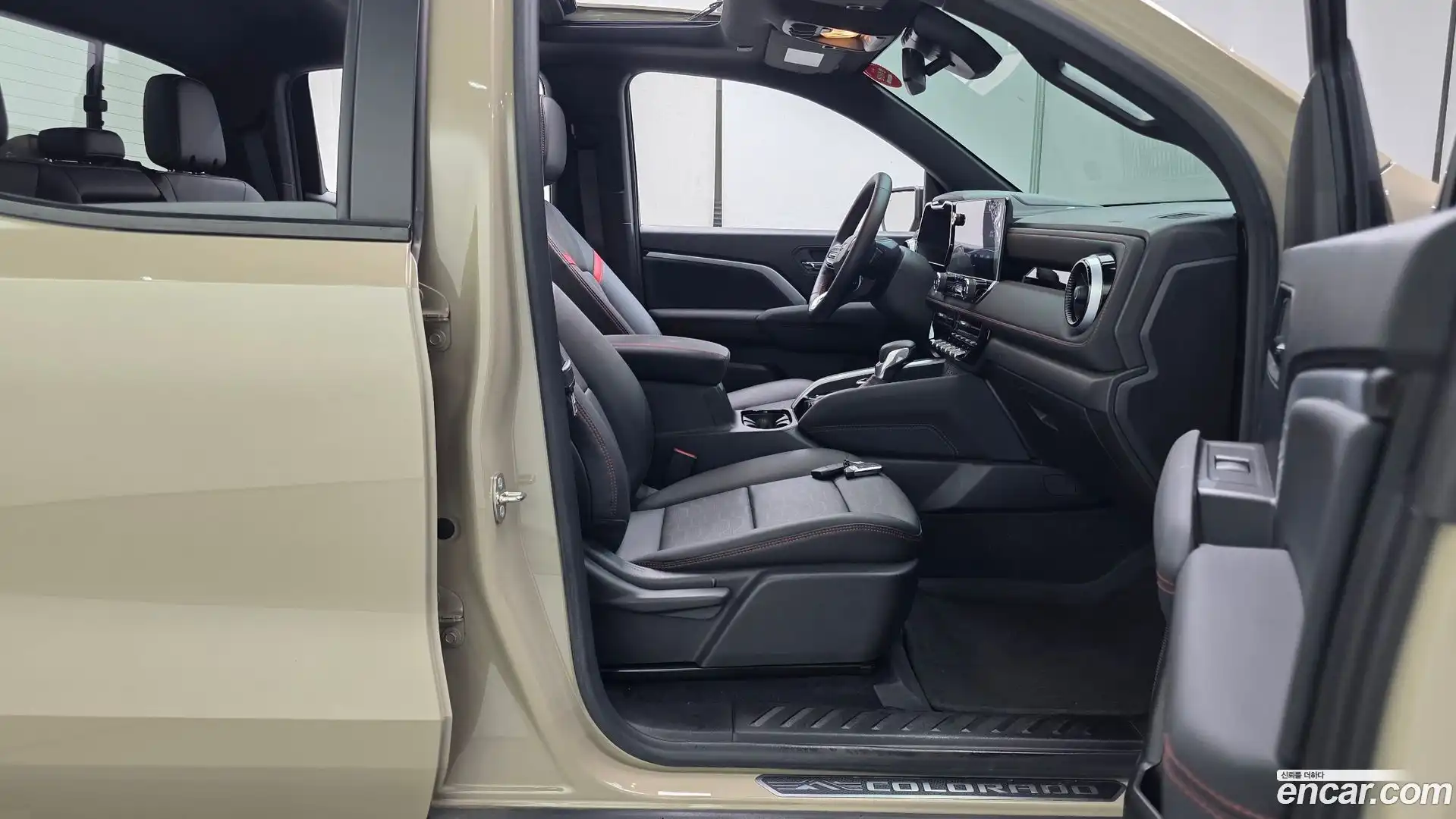 Colorado Chevrolet 2023.11-INNER-036