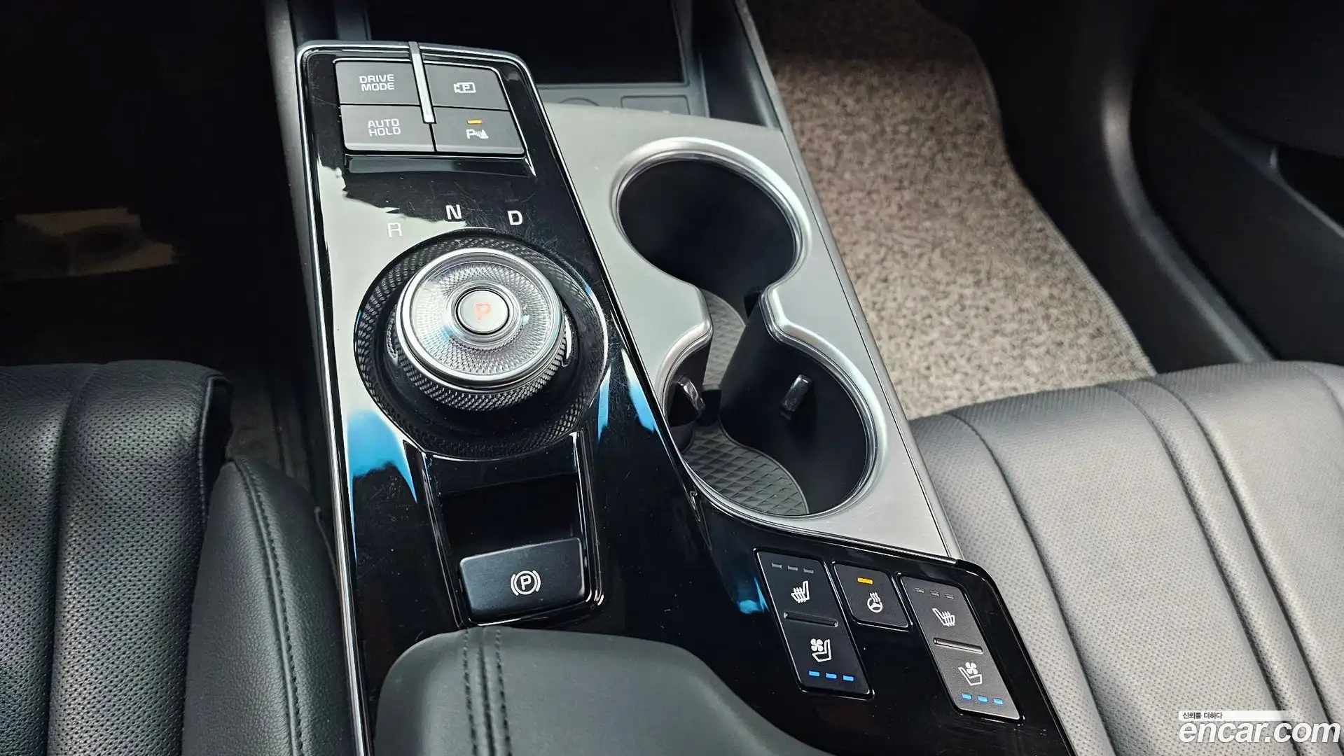 K8 Kia 2023.0-INNER-009