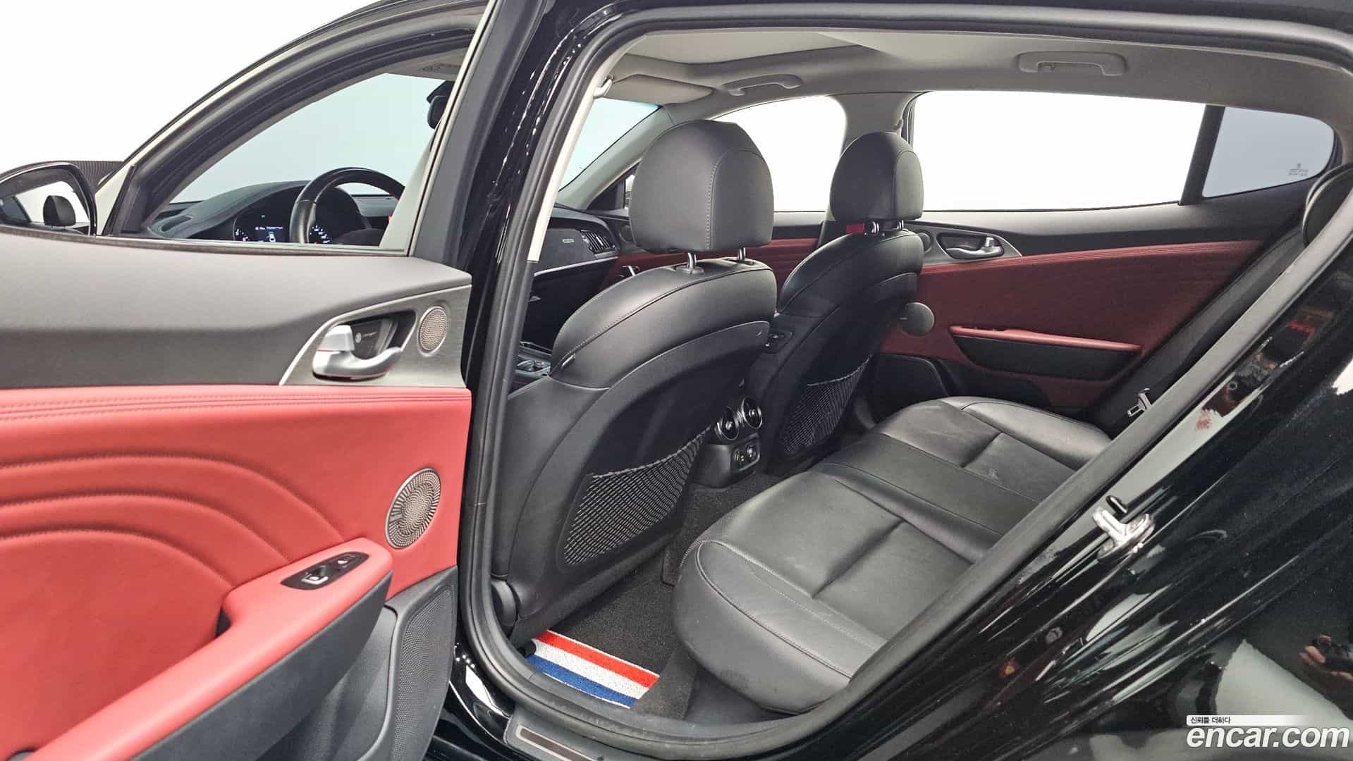 Stinger Kia 2018.4-OPTION-016