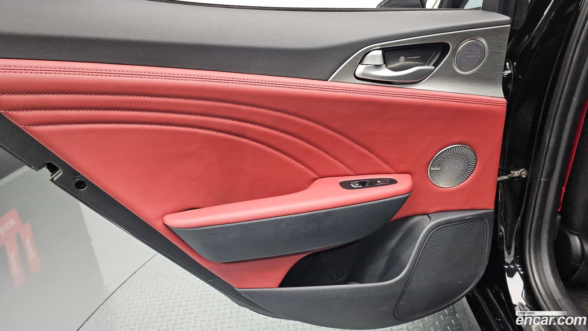 Stinger Kia 2018.4-INNER-035