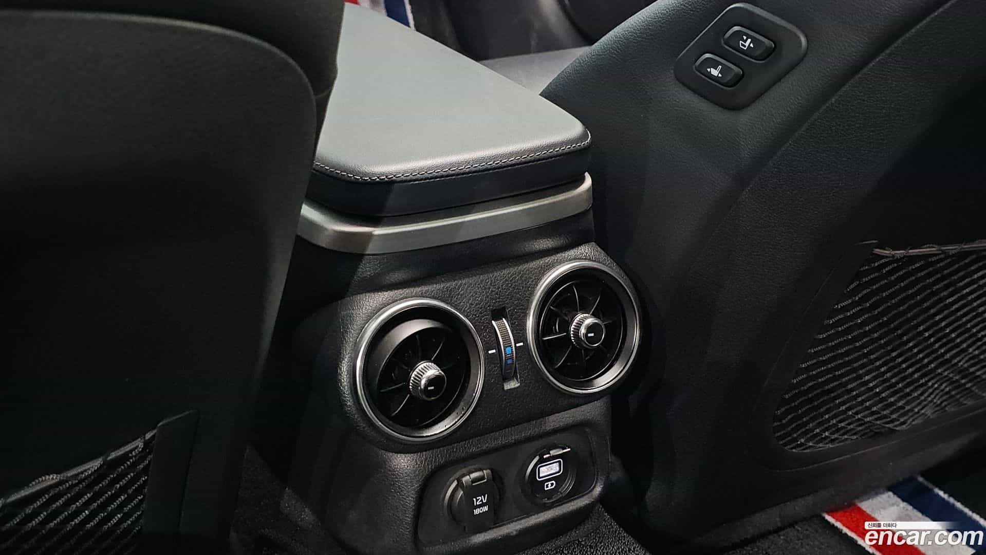 Stinger Kia 2018.4-OPTION-046