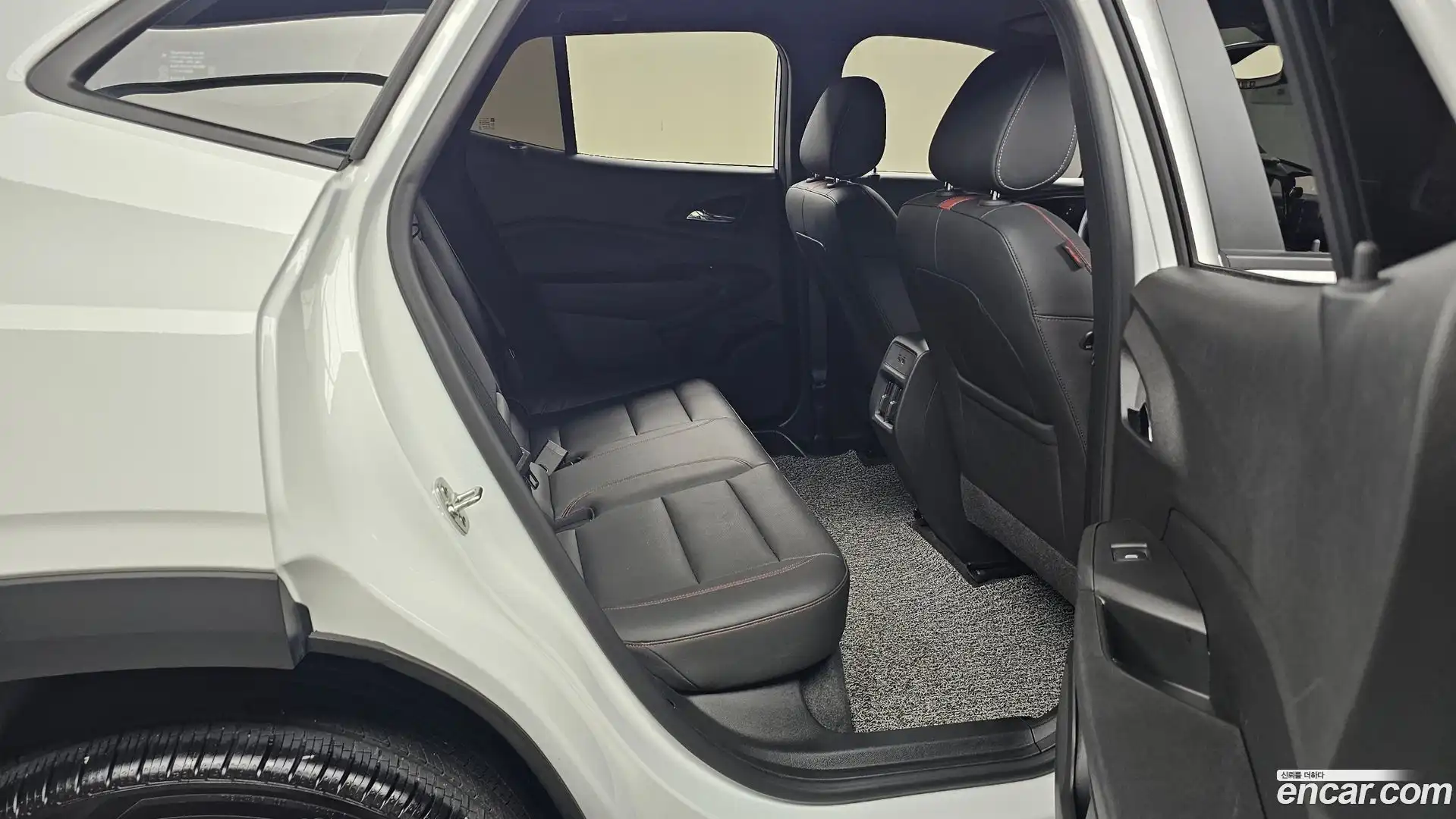 Trax Chevrolet 2023.9-OPTION-015