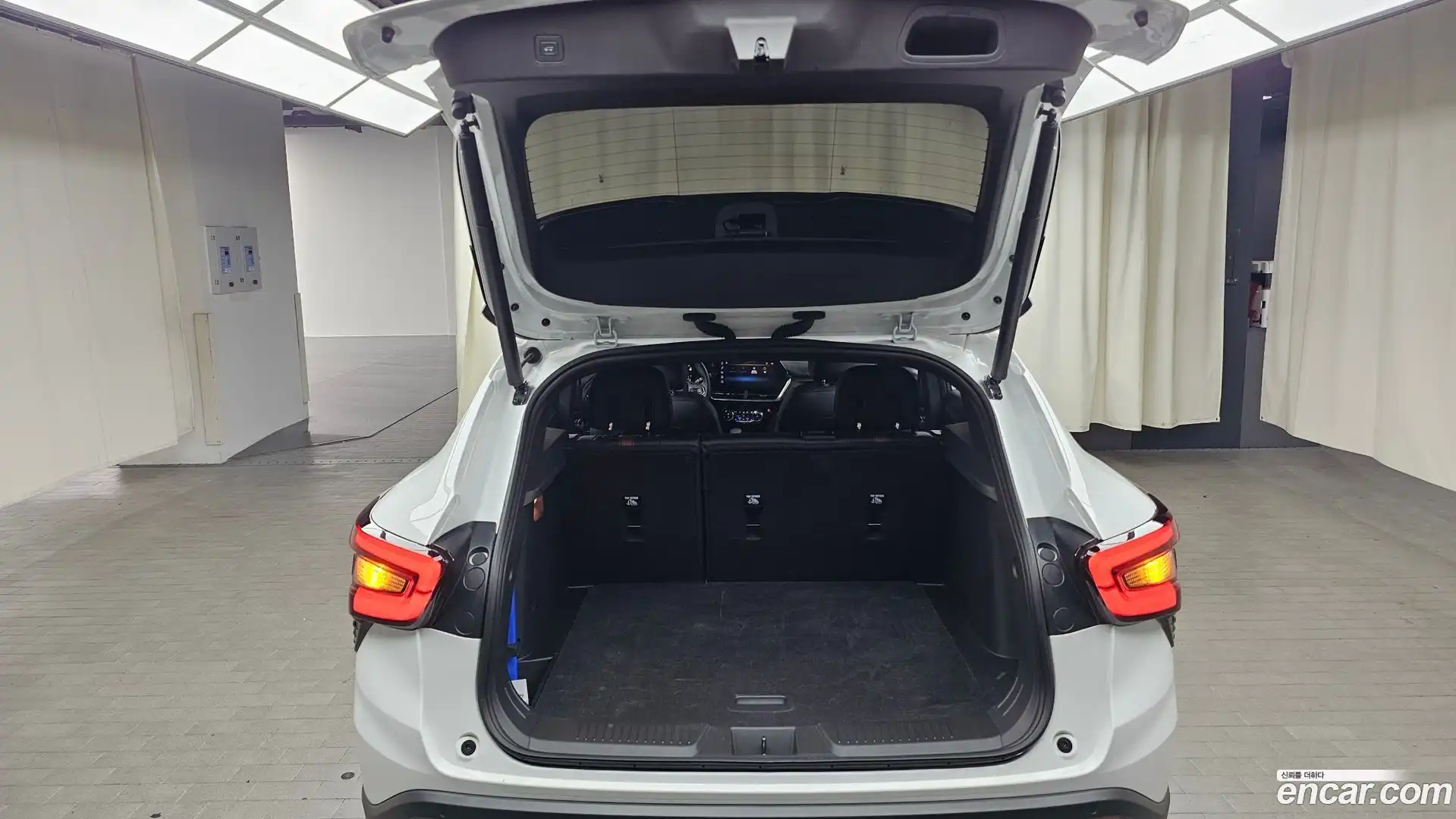 Trax Chevrolet 2023.9-OPTION-021
