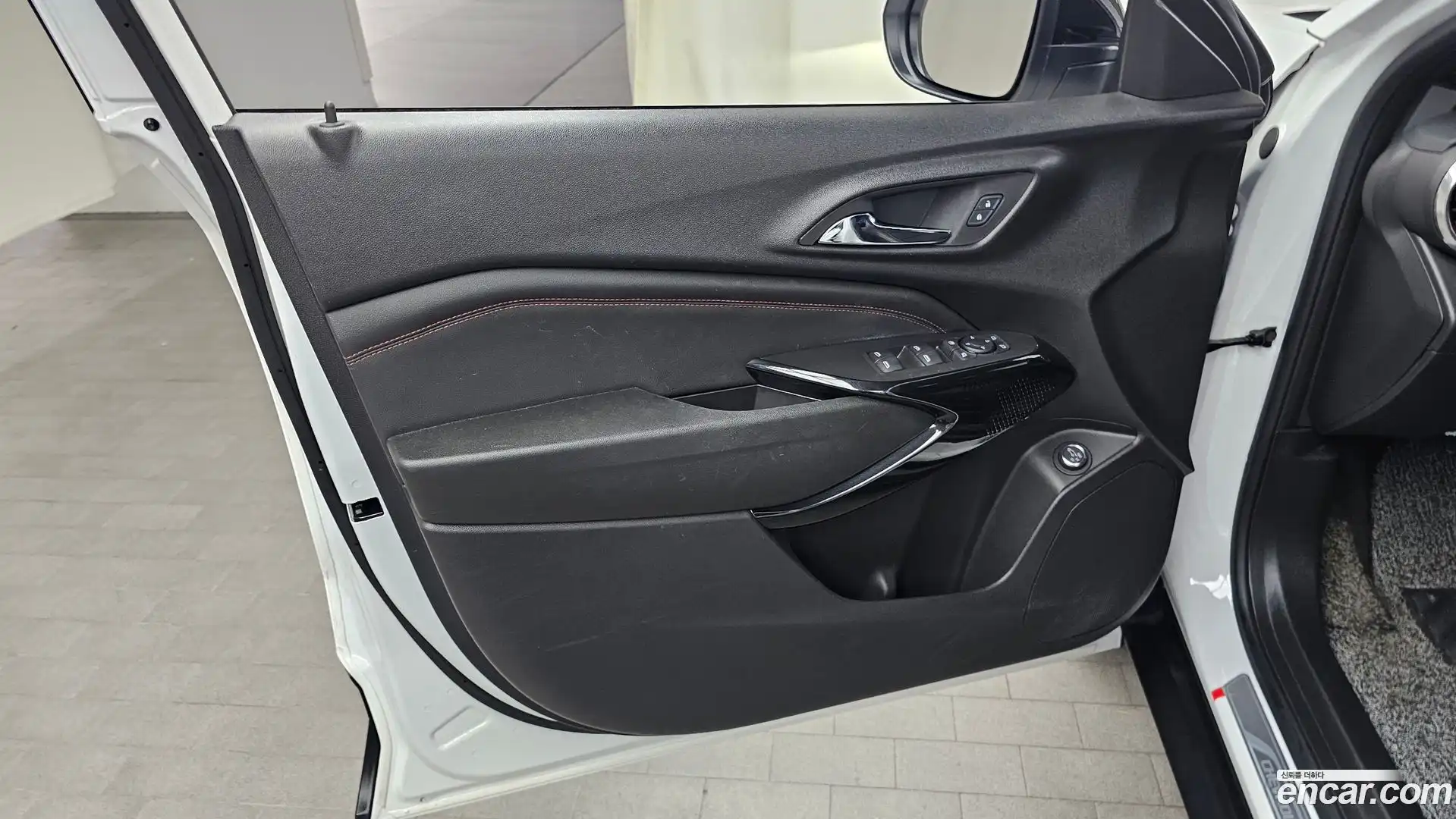 Trax Chevrolet 2023.9-INNER-034