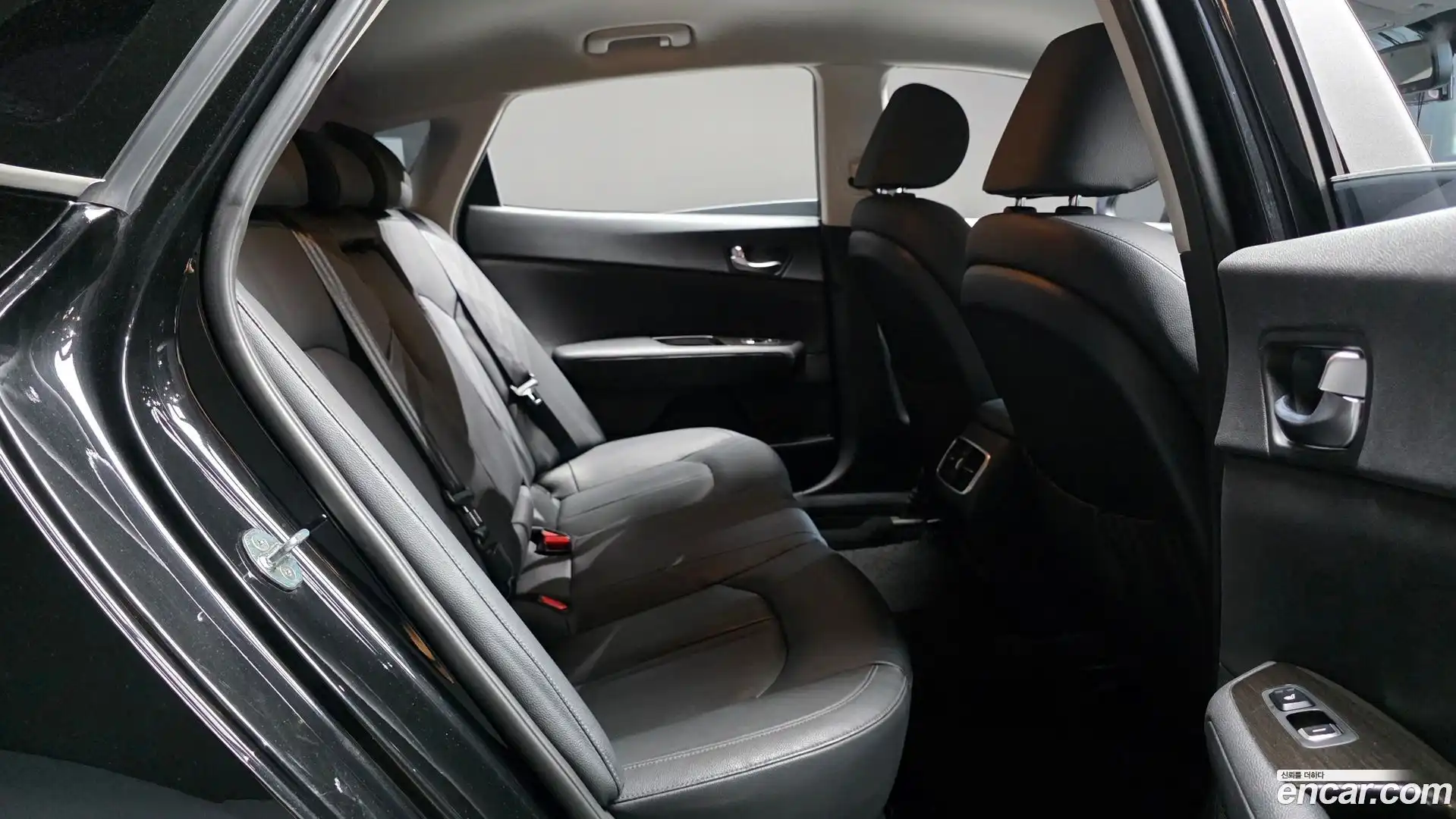 K5 Kia 2019.0-OPTION-015