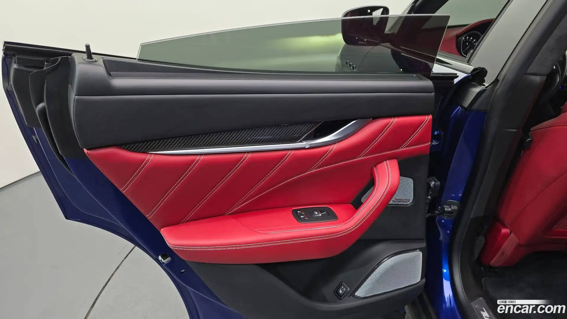 Levante Maserati 2021.4-INNER-035