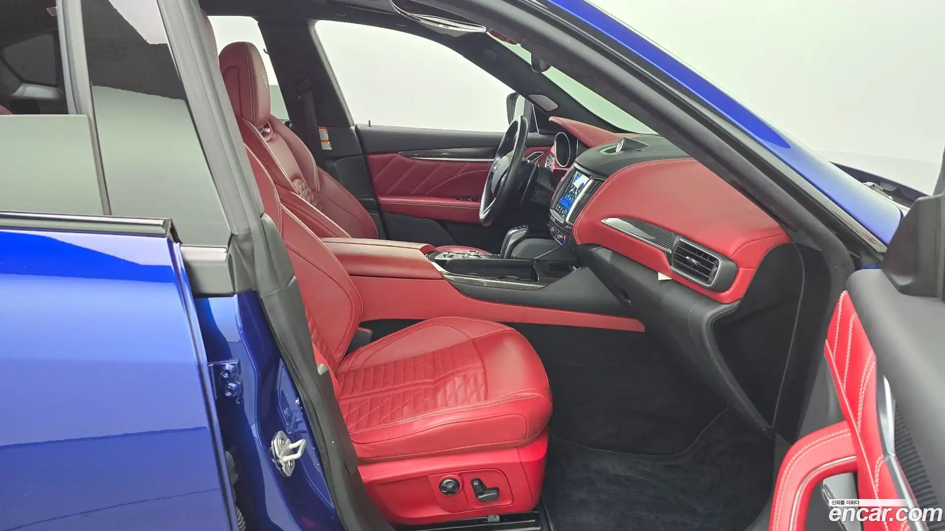 Levante Maserati 2021.4-INNER-036