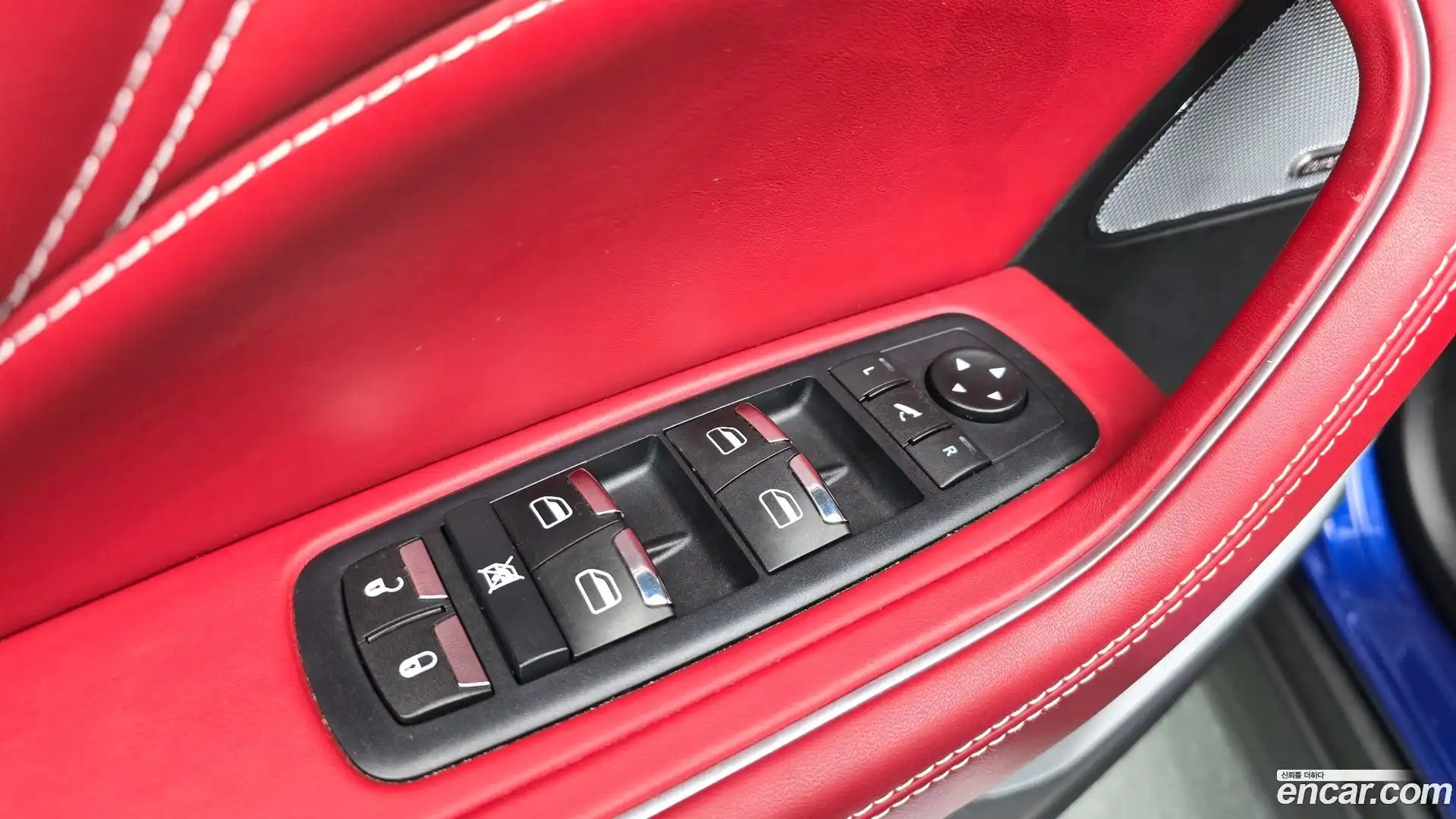Levante Maserati 2021.4-OPTION-043