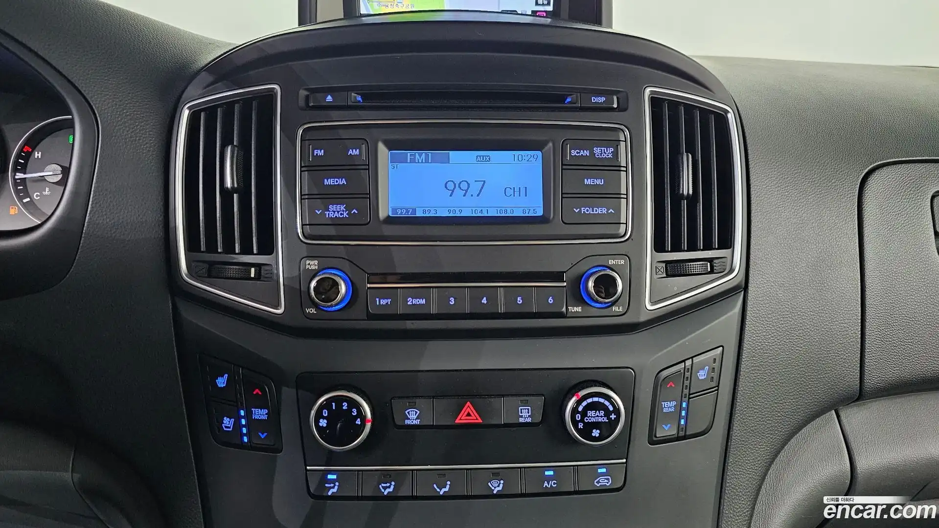Starex Hyundai 2020.4-OPTION-022