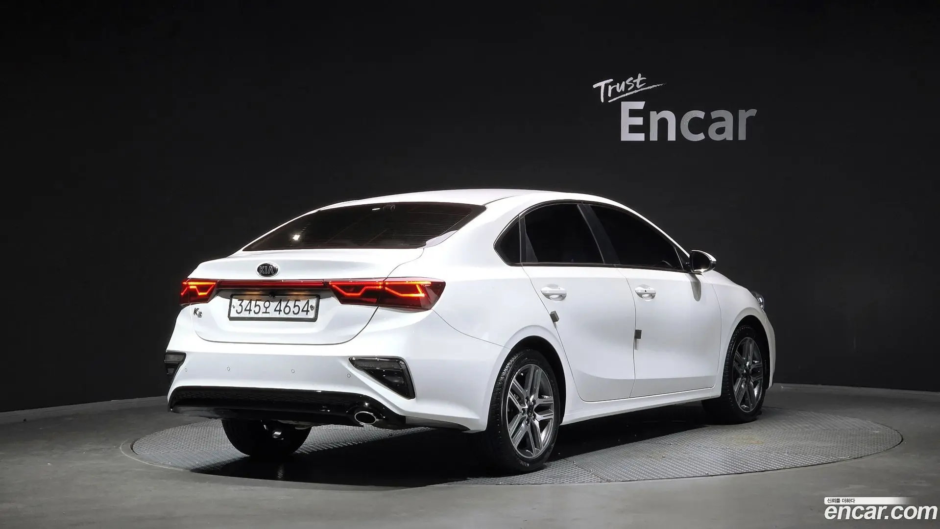 Main__Slider__Photo:K3 Kia 2019.9-1