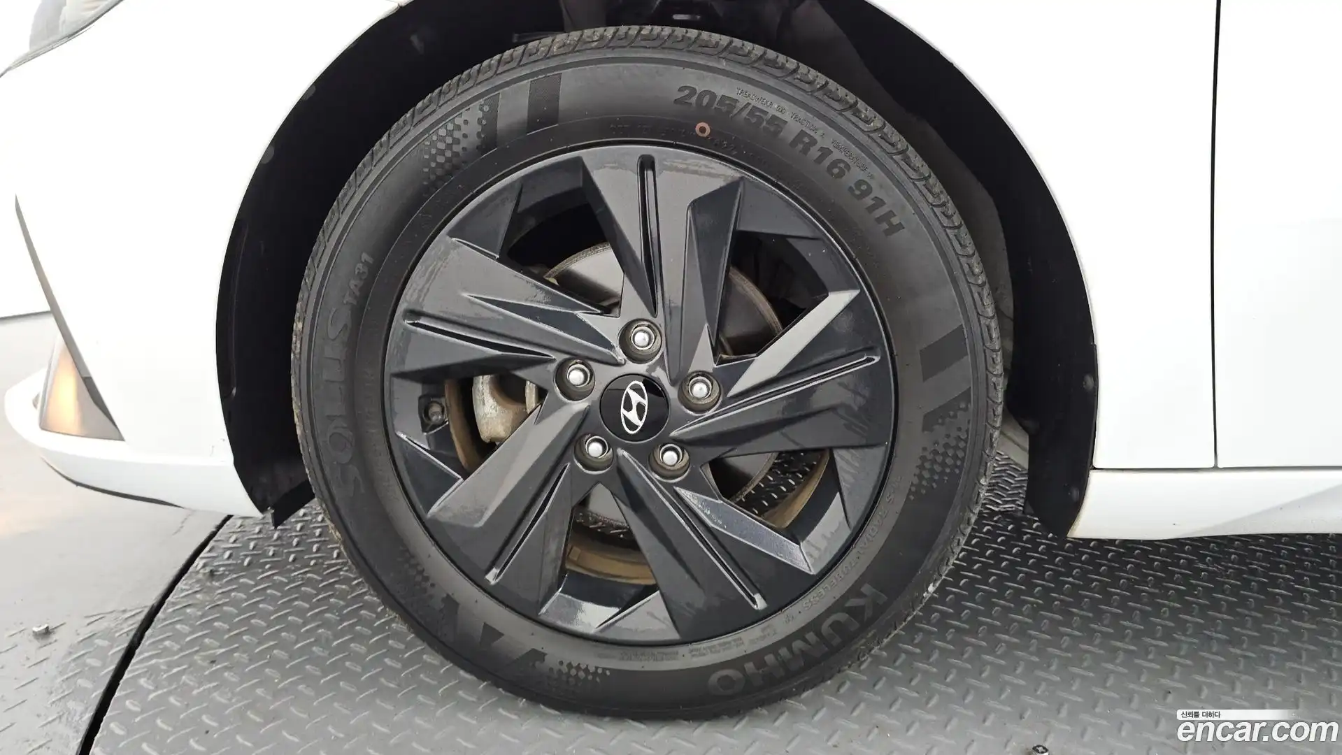 AVANTE Hyundai 2022.4-OUTER-005