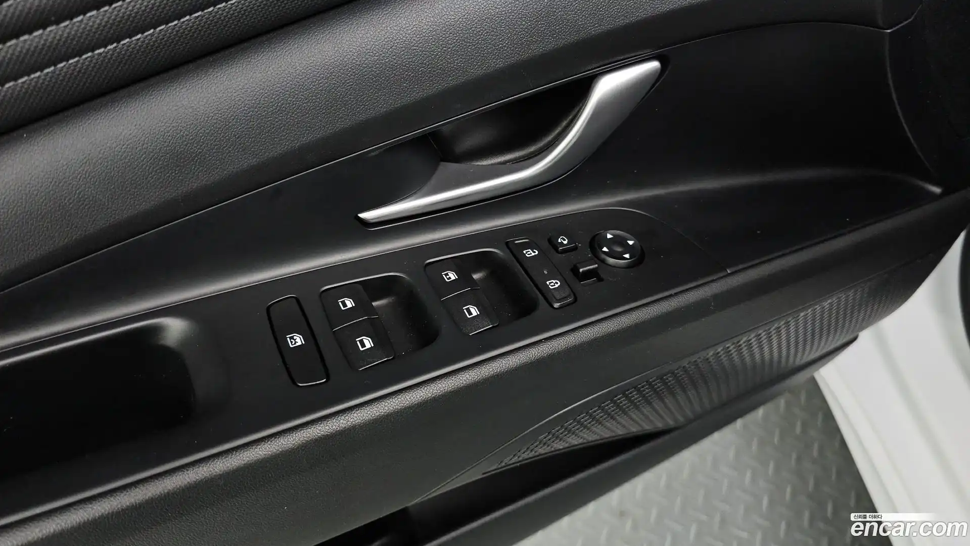 AVANTE Hyundai 2022.4-OPTION-021
