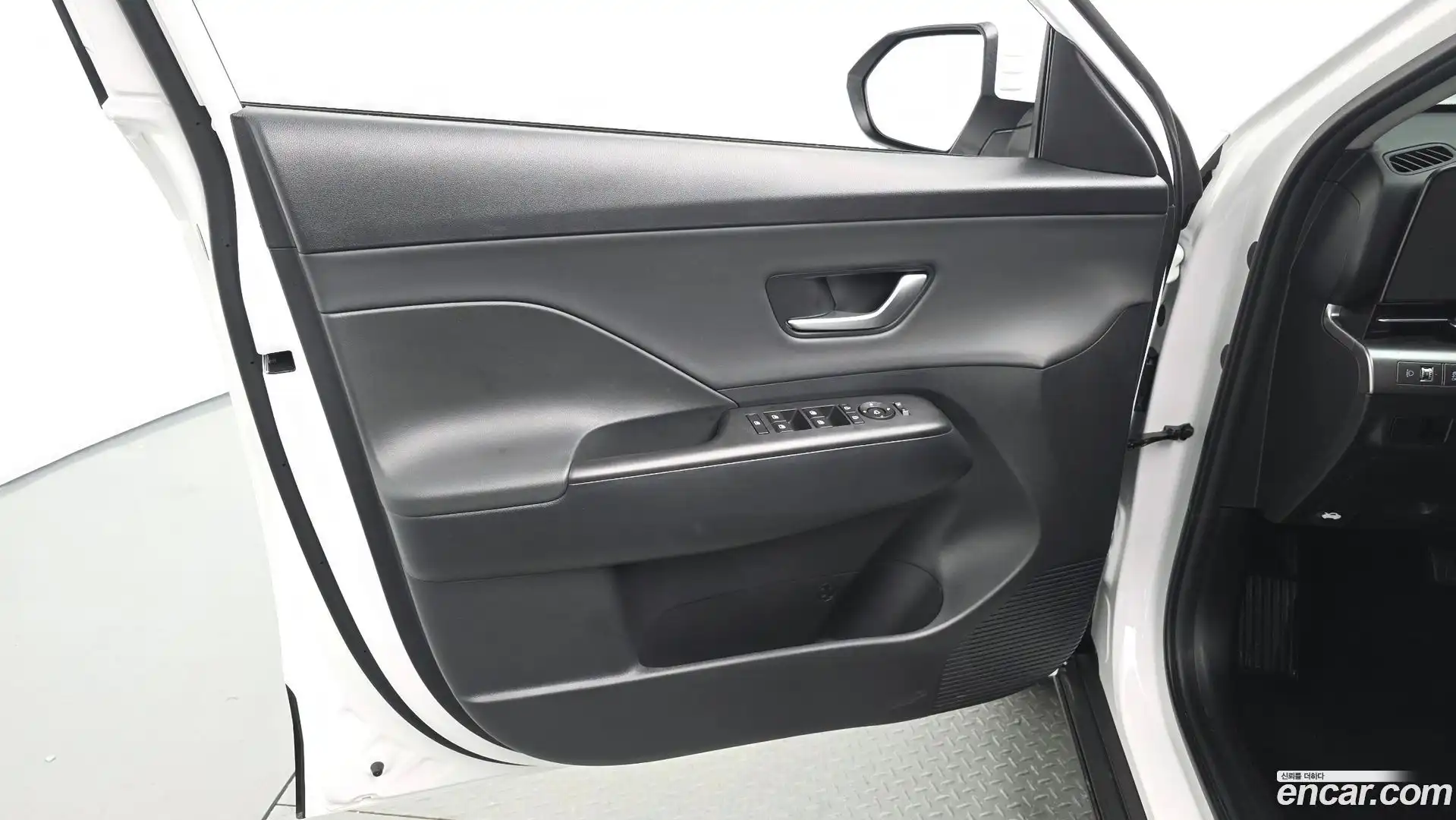 Kona Hyundai 2025.6-INNER-034