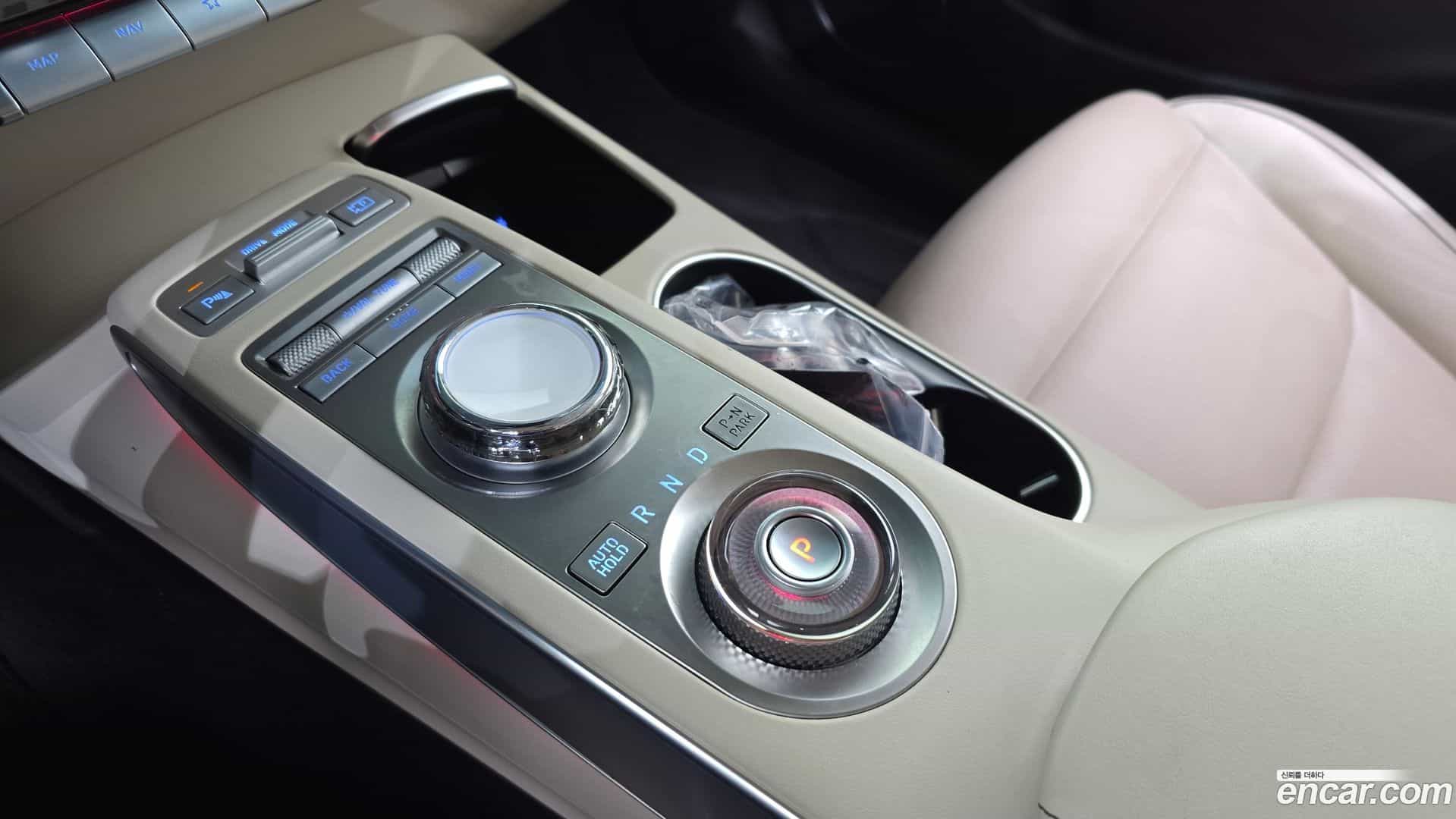 GV70 Genesis 2022.7-INNER-009