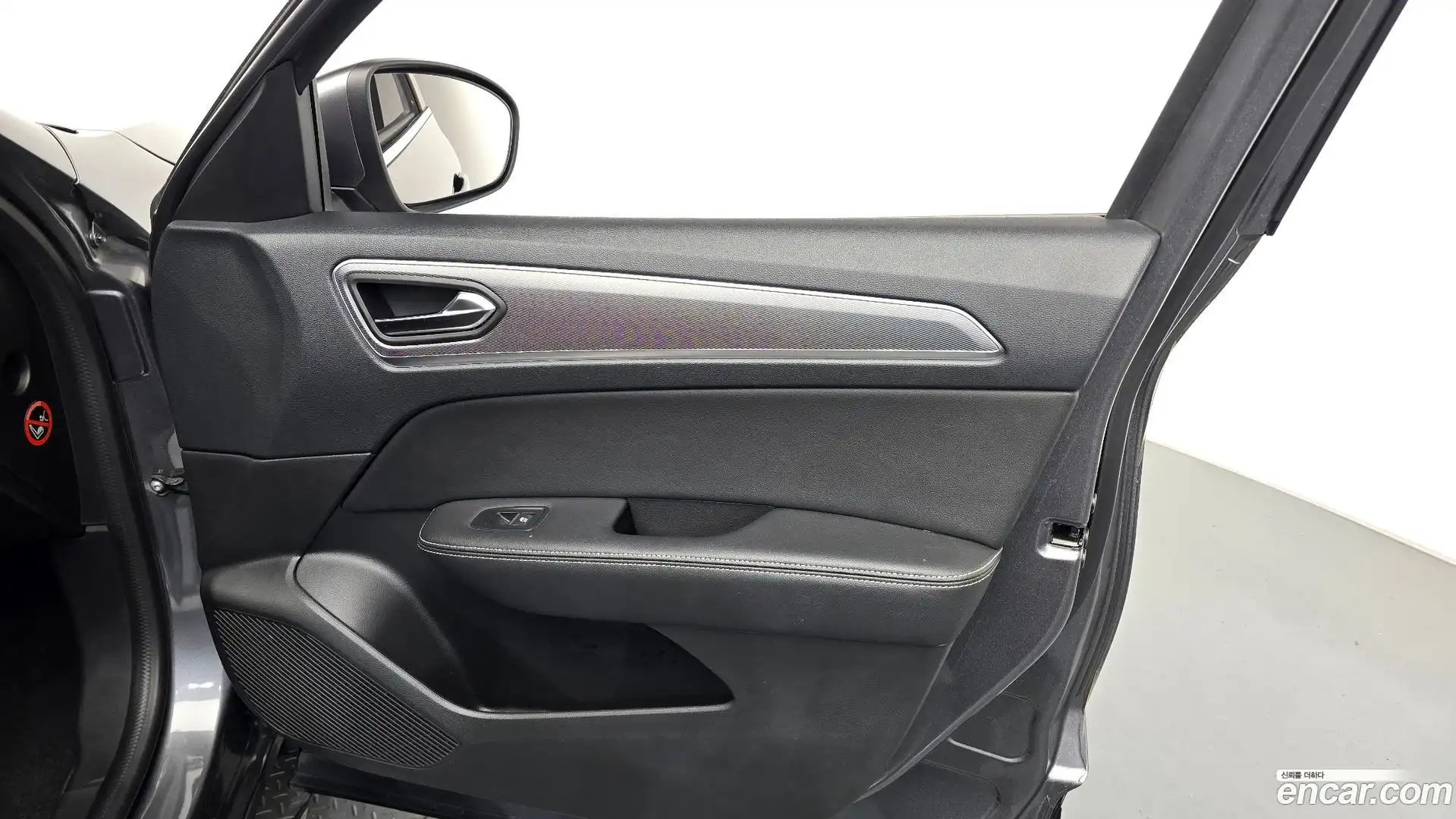 XM3 Renault Korea 2022.5-INNER-034