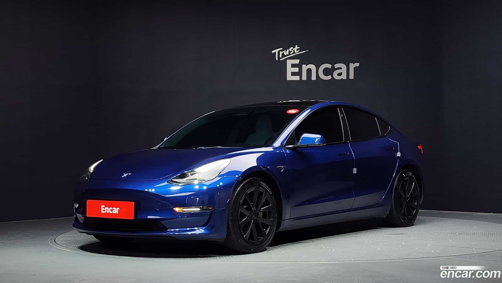 Model 3 Tesla 2022.2-OUTER-001