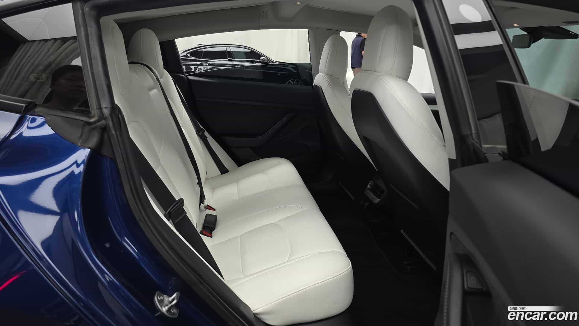 Model 3 Tesla 2022.2-OPTION-015