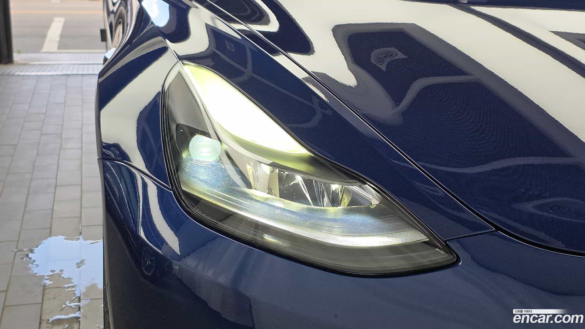 Model 3 Tesla 2022.2-OUTER-032