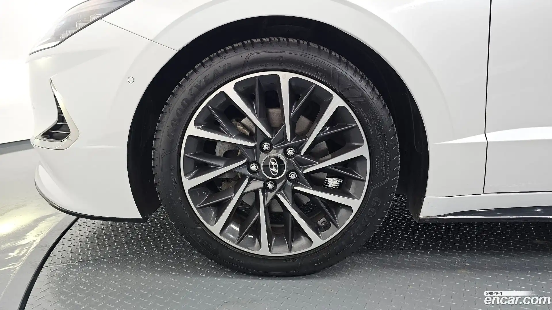 Sonata Hyundai 2019.4-OUTER-005