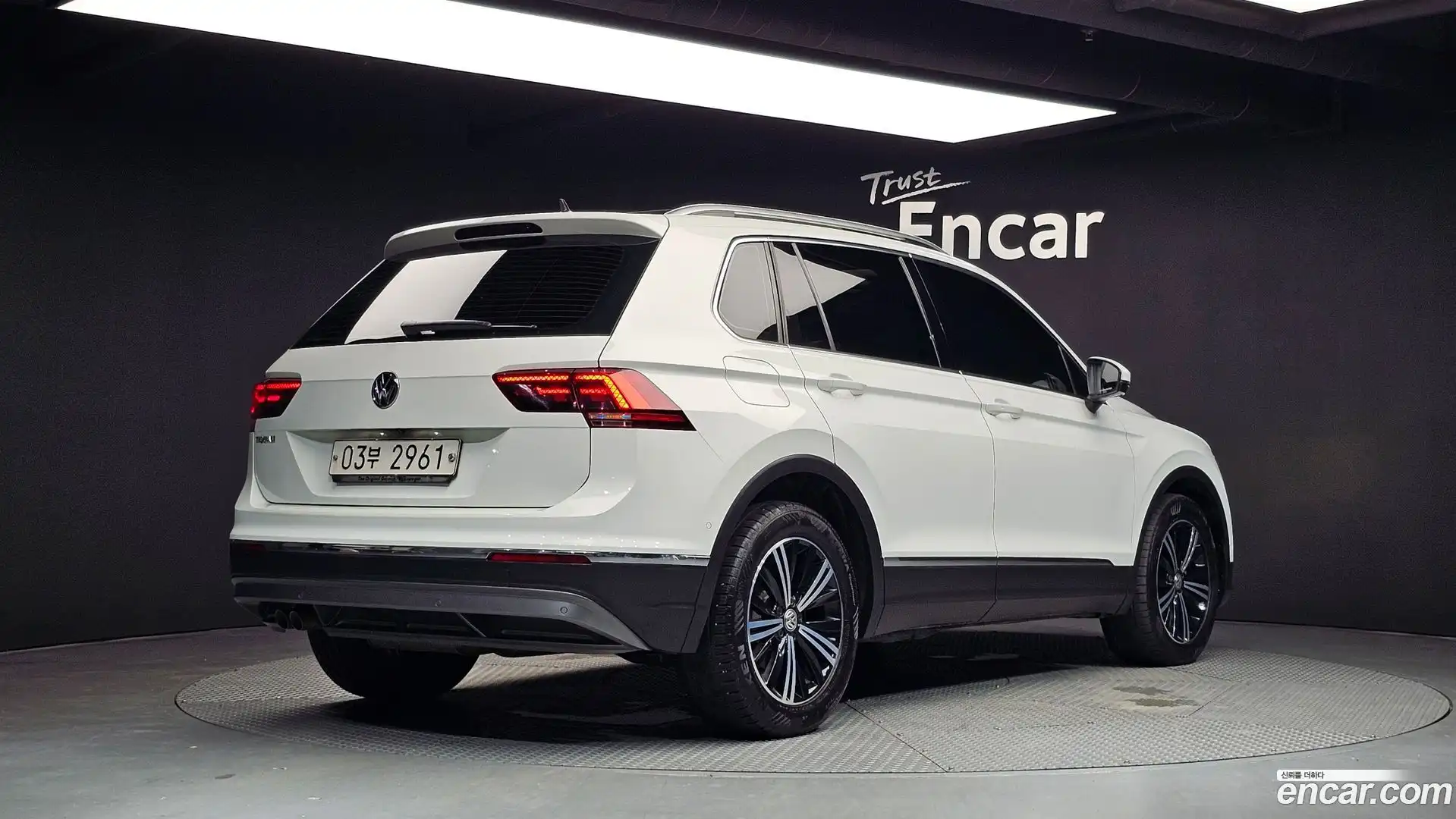 Tiguan Volkswagen 2018.5-OUTER-002