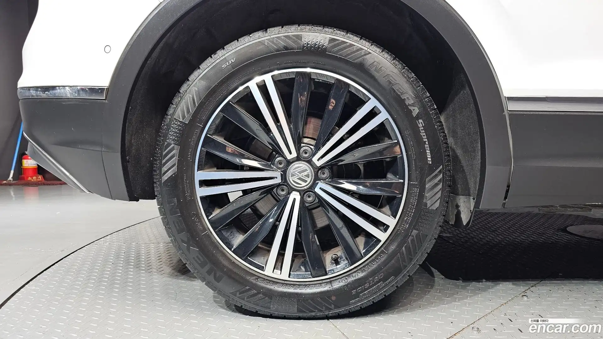 Tiguan Volkswagen 2018.5-OUTER-005