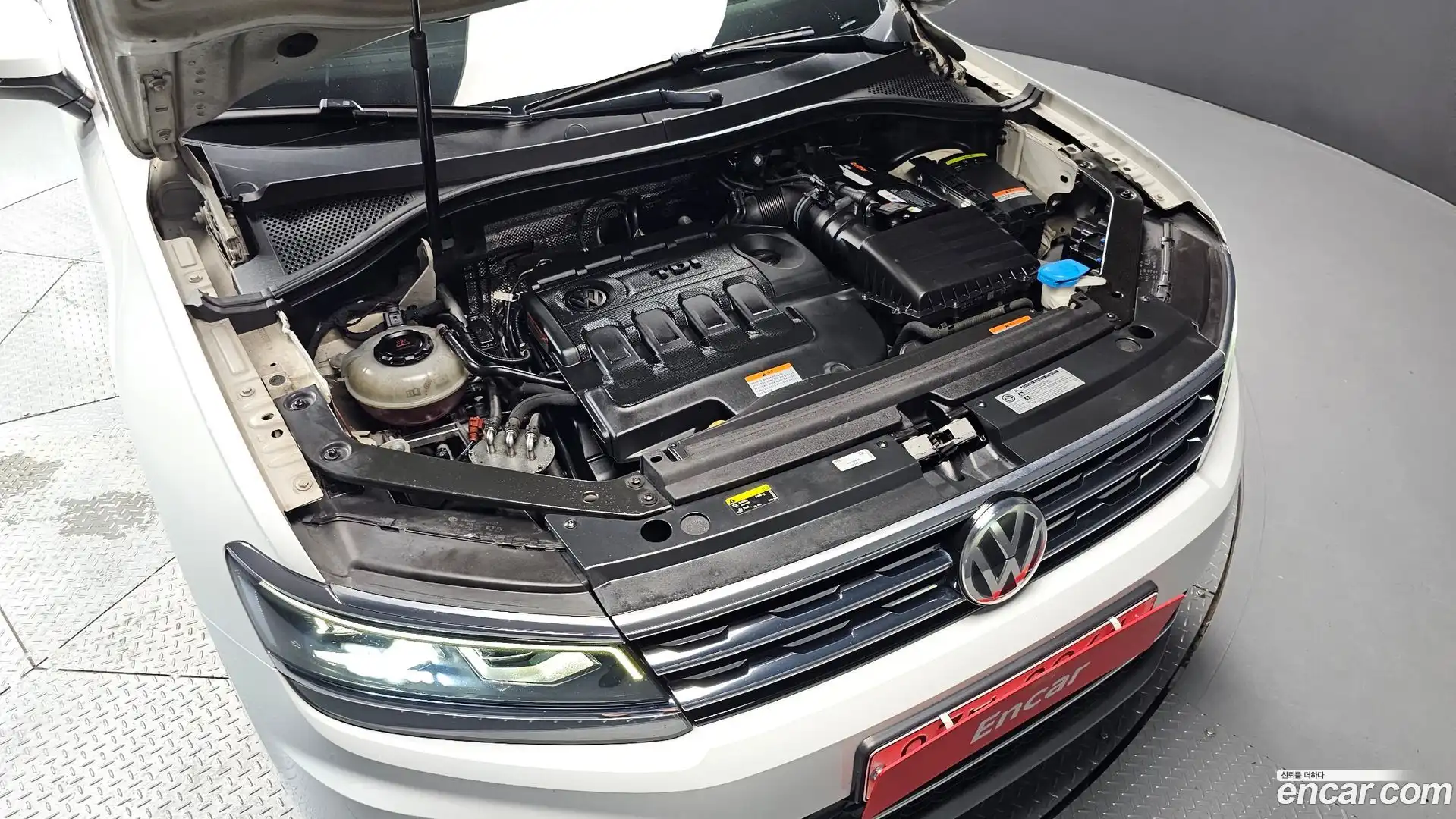 Tiguan Volkswagen 2018.5-OUTER-006