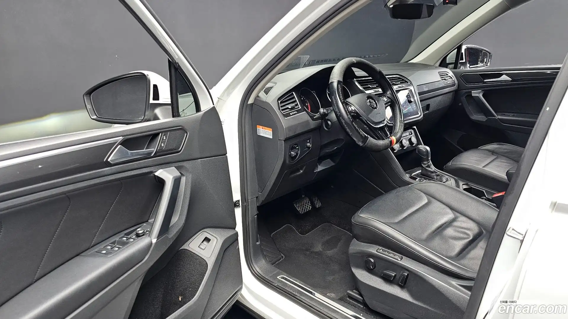 Tiguan Volkswagen 2018.5-INNER-010
