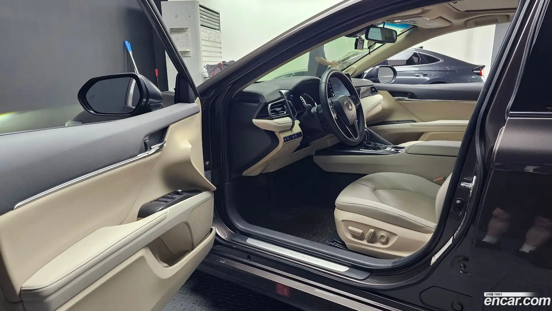 Camry Toyota 2022.2-INNER-010
