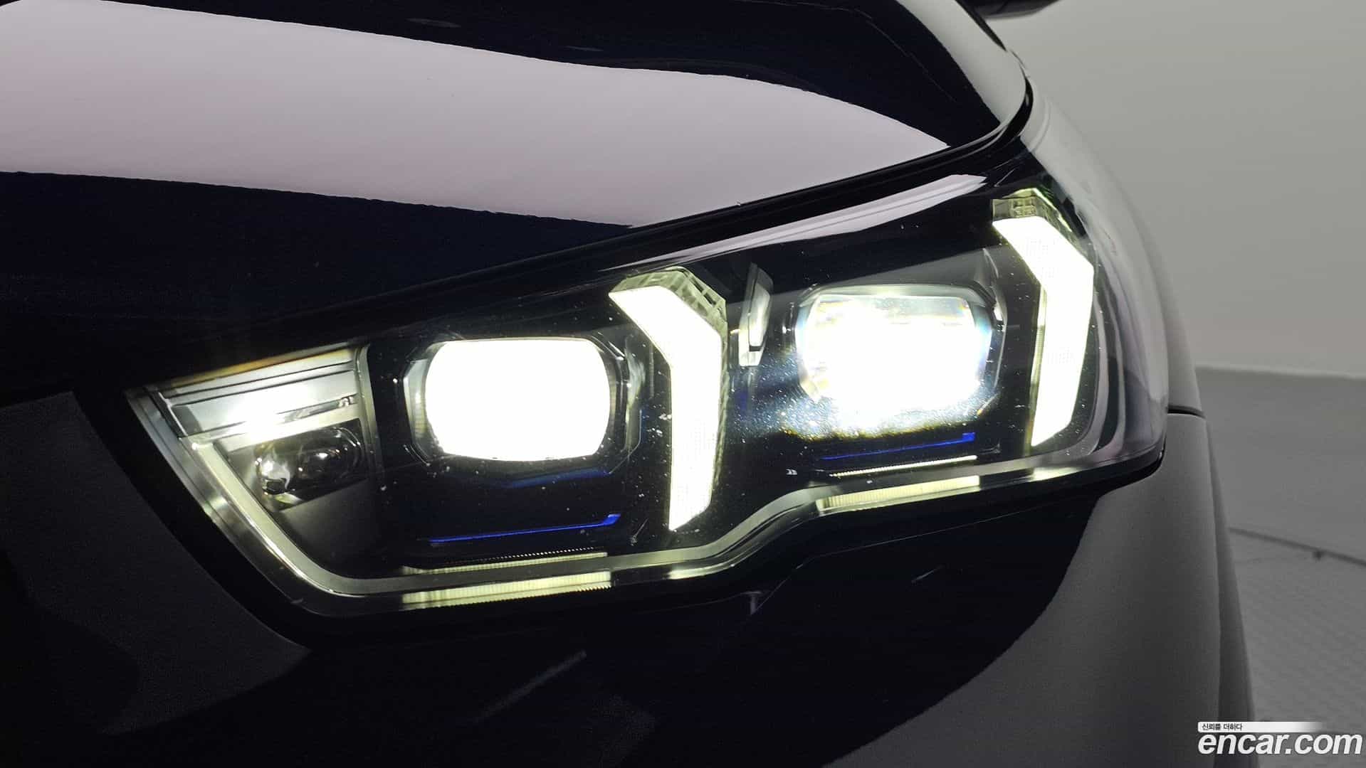 i5 BMW 2024.0-OUTER-032