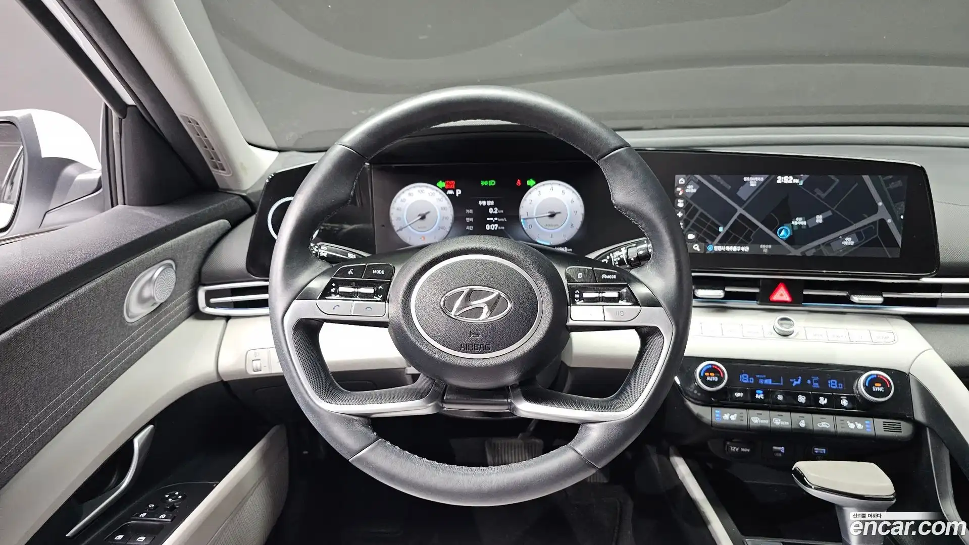 AVANTE Hyundai 2022.6-OPTION-016