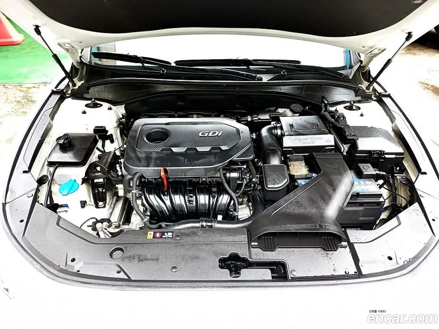 Grandeur Hyundai 2018.4-OPTION-023