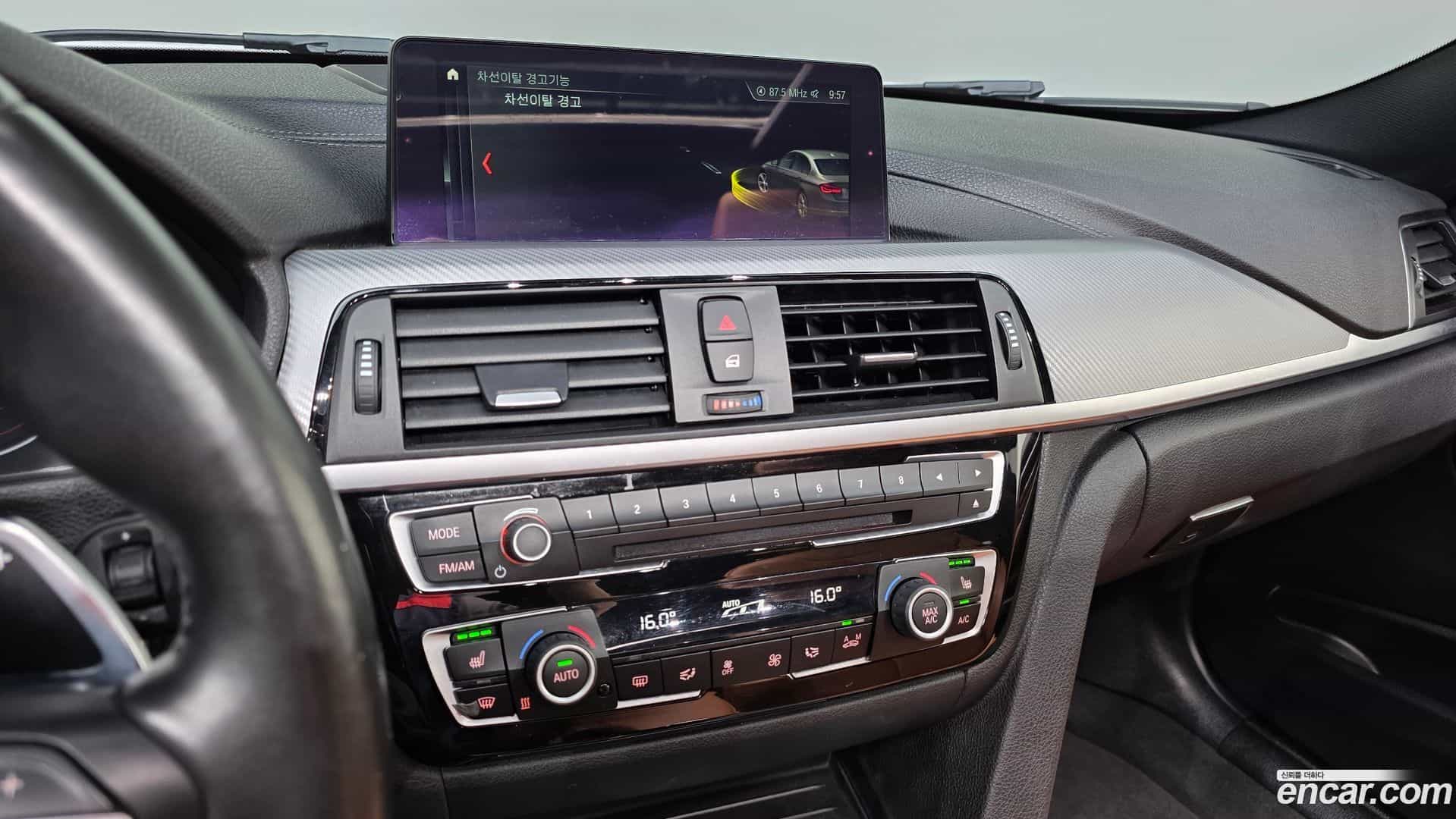 3-Series BMW 2018.3-OPTION-018