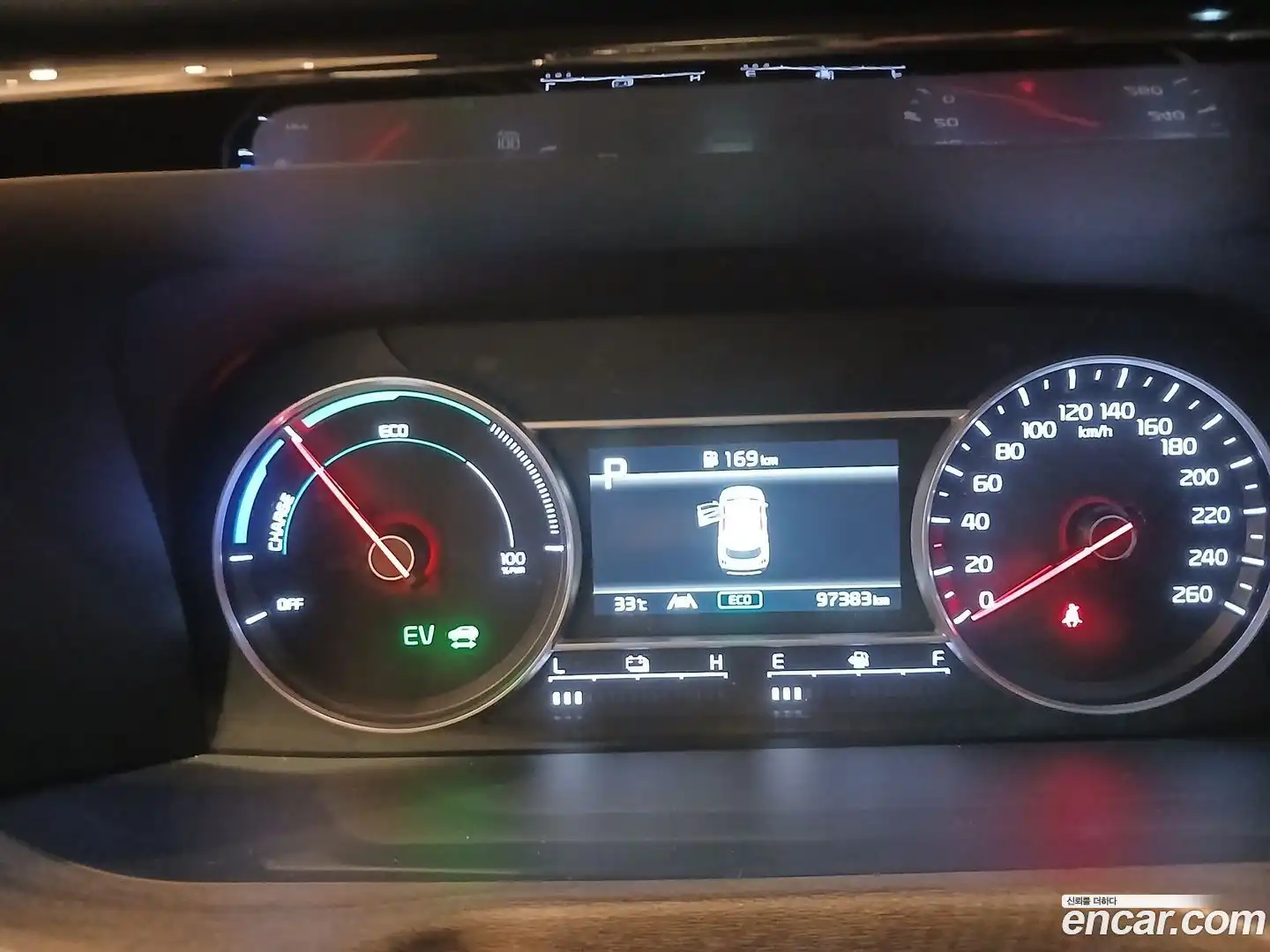 Sorento Kia 2022.1-INNER-008