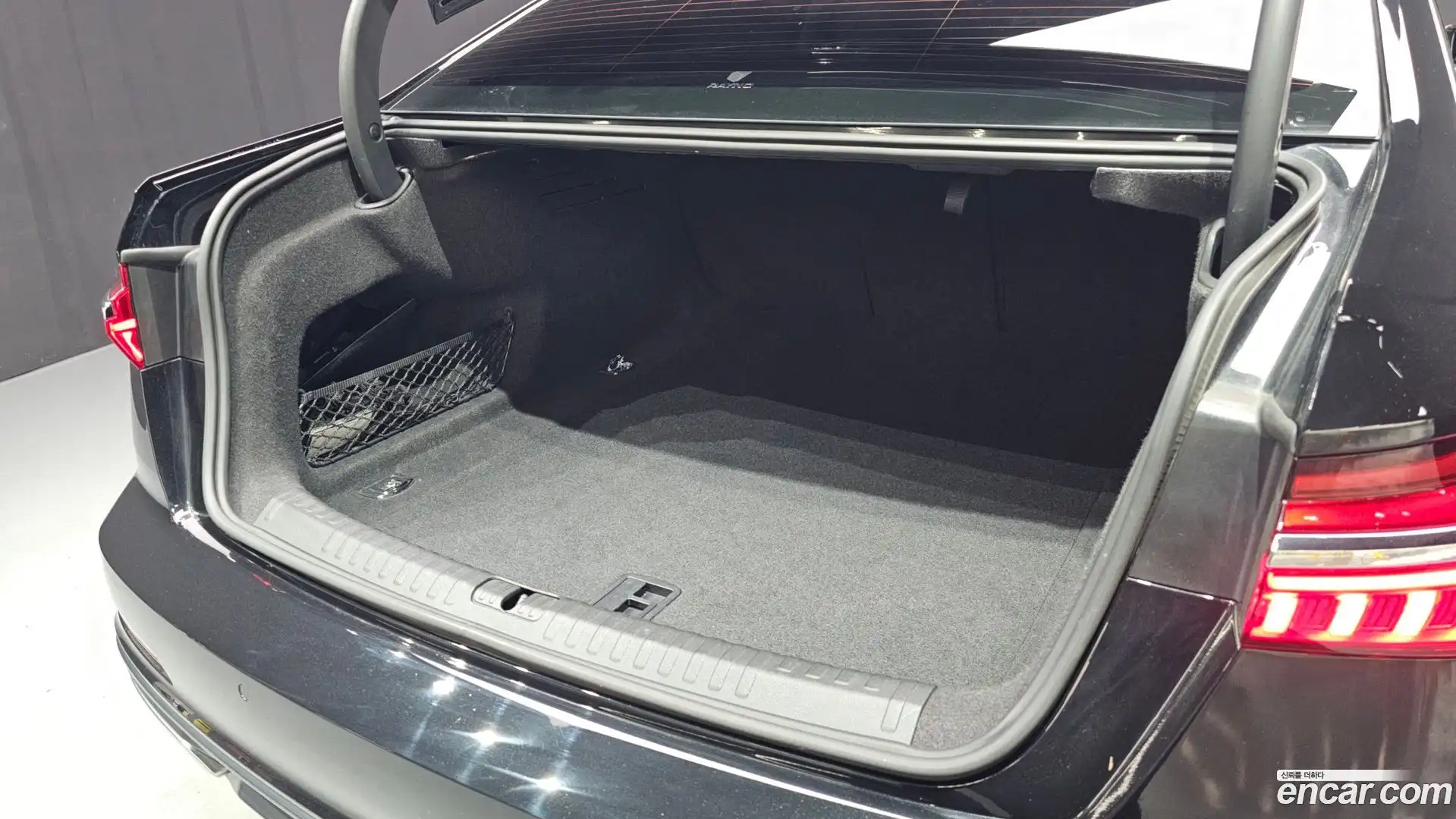 A6 Audi 2022.5-OPTION-041