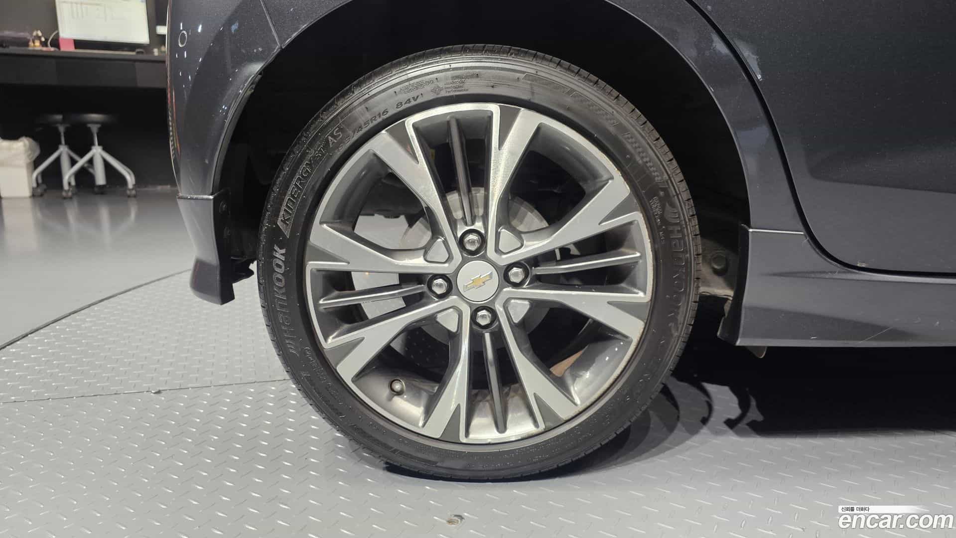 Spark Chevrolet 2022.5-OUTER-005