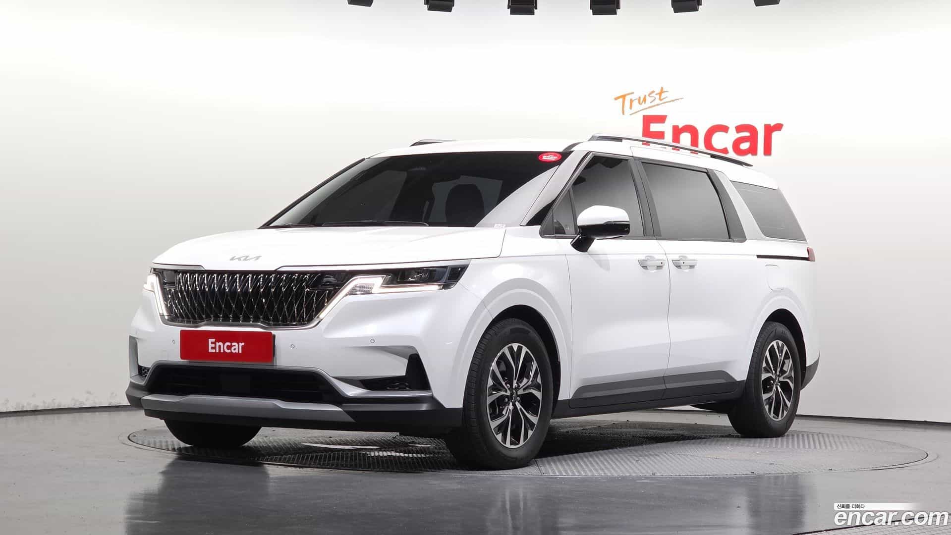 Canival Kia 2023.3-OUTER-001
