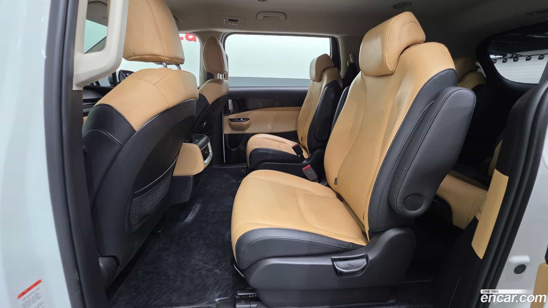 Canival Kia 2023.3-OPTION-016